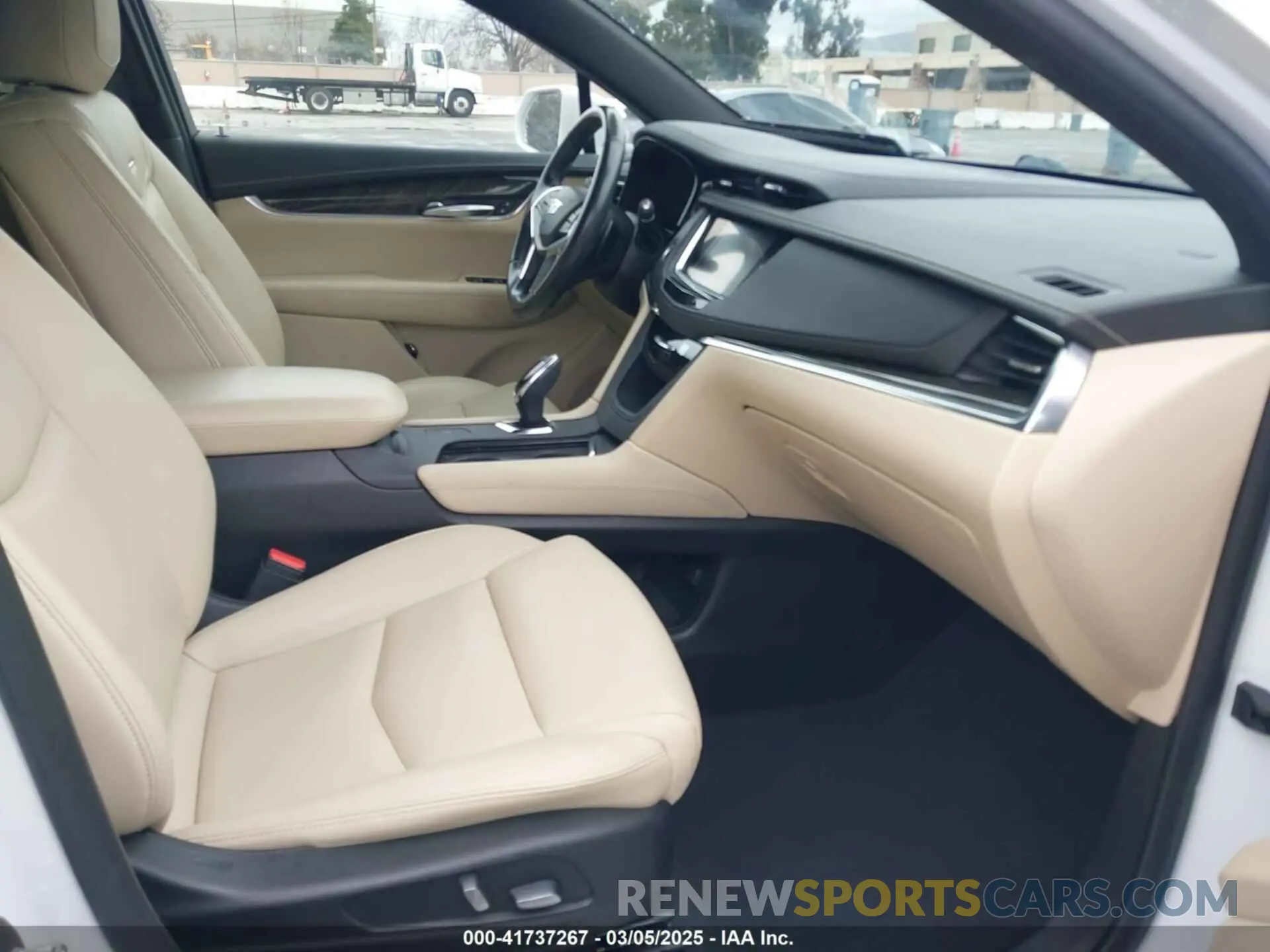 5 fotografías del automóvil dañado 1GYKNARS4KZ188857 CADILLAC XT5 2019