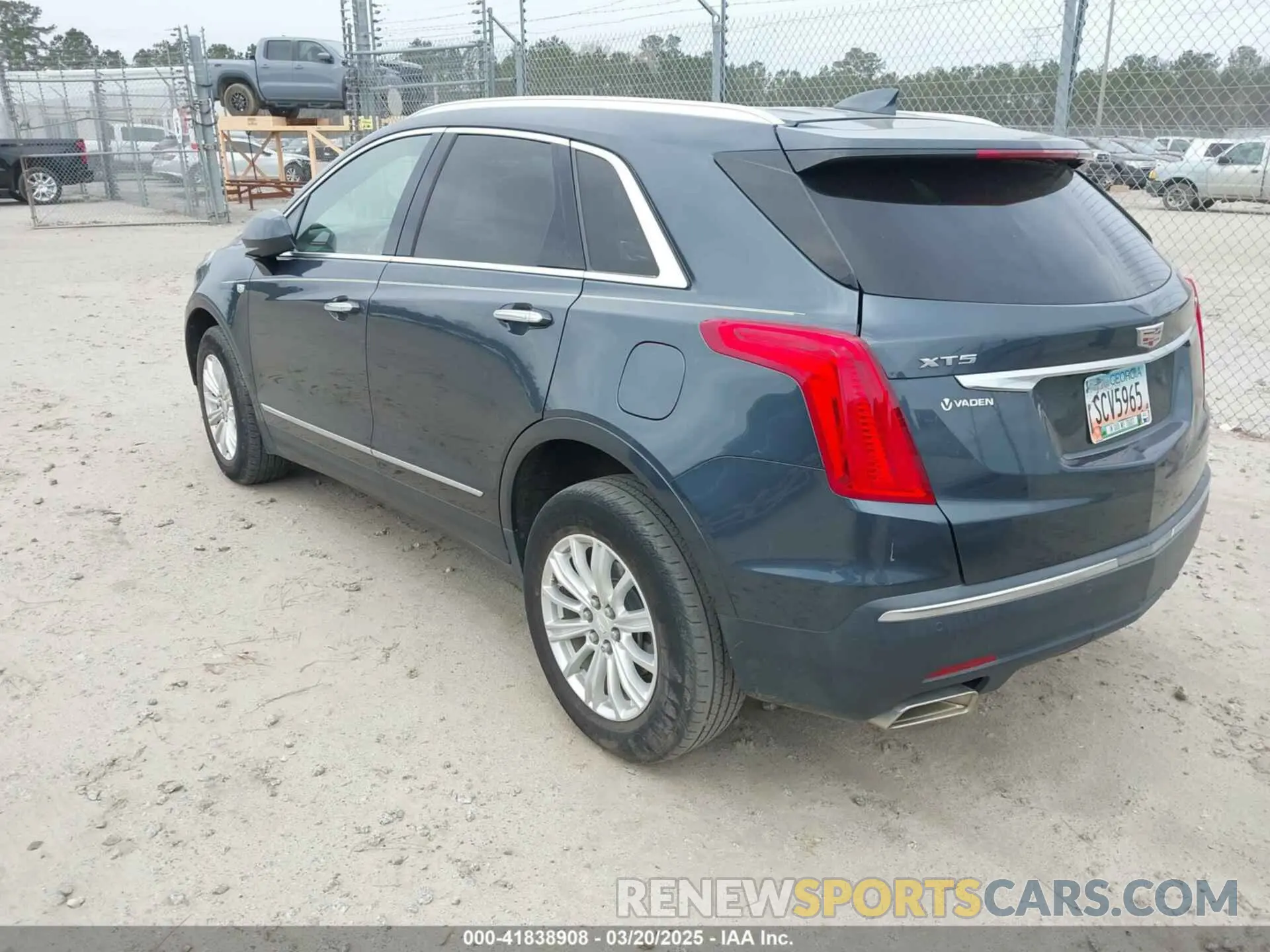 3 fotografías del automóvil dañado 1GYKNARS5KZ220991 CADILLAC XT5 2019