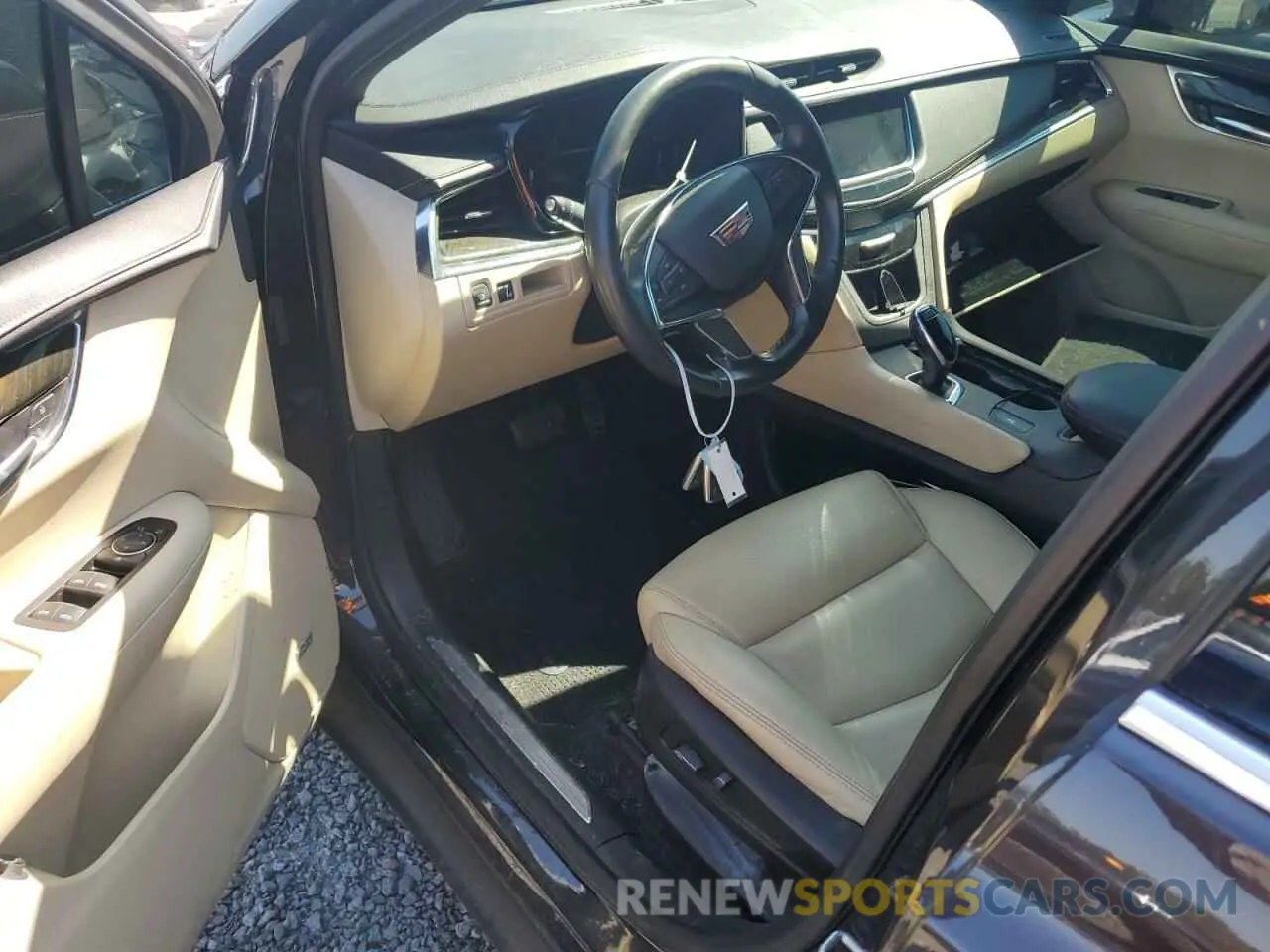 8 fotografías del automóvil dañado 1GYKNARS5KZ299790 CADILLAC XT5 2019