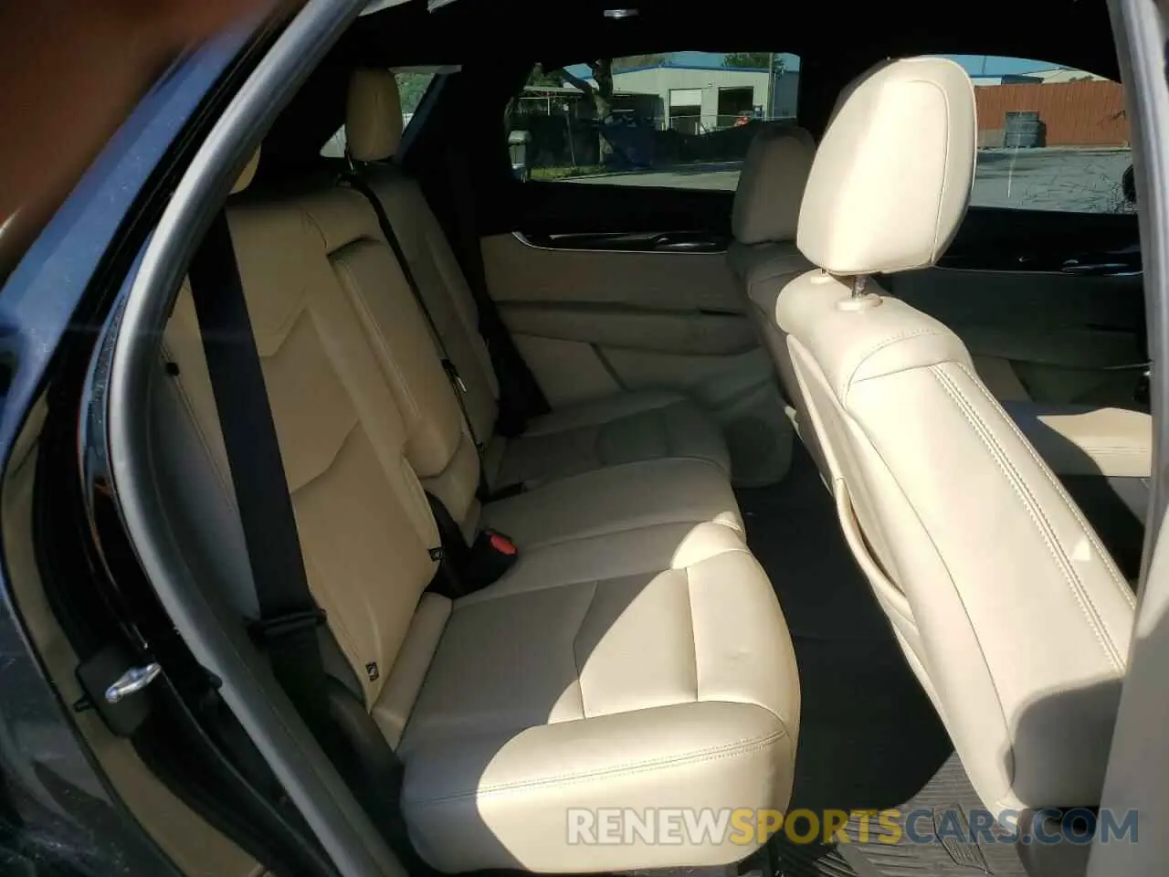 11 fotografías del automóvil dañado 1GYKNARS8KZ218927 CADILLAC XT5 2019