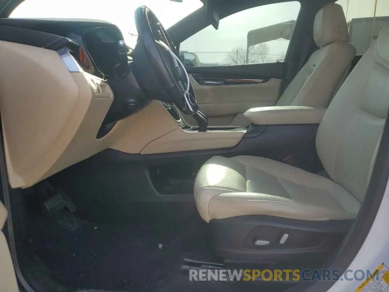 7 fotografías del automóvil dañado 1GYKNARSXKZ101883 CADILLAC XT5 2019