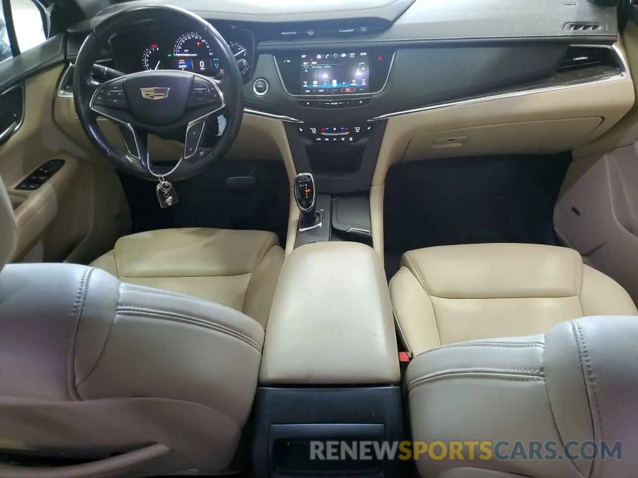 8 fotografías del automóvil dañado 1GYKNBRS1KZ161279 CADILLAC XT5 2019