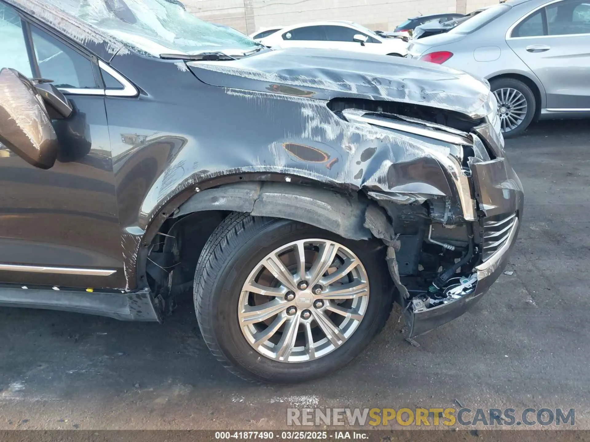 16 fotografías del automóvil dañado 1GYKNCRS0KZ141708 CADILLAC XT5 2019