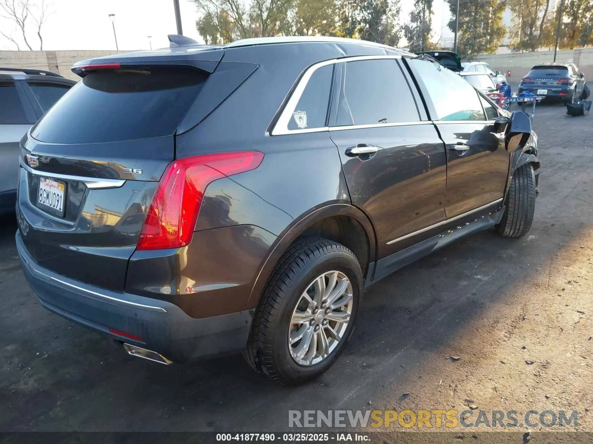 4 fotografías del automóvil dañado 1GYKNCRS0KZ141708 CADILLAC XT5 2019