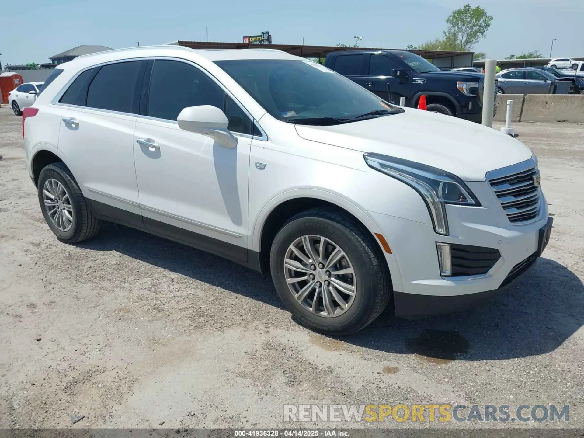1 fotografías del automóvil dañado 1GYKNCRS1KZ135674 CADILLAC XT5 2019