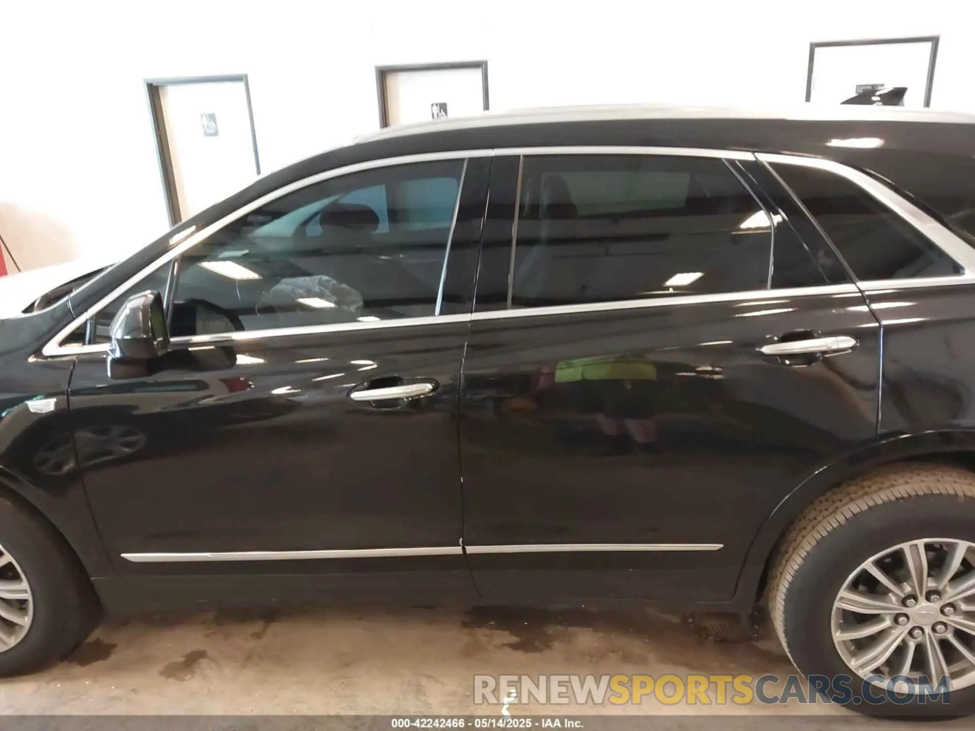 14 fotografías del automóvil dañado 1GYKNCRS2KZ197052 CADILLAC XT5 2019