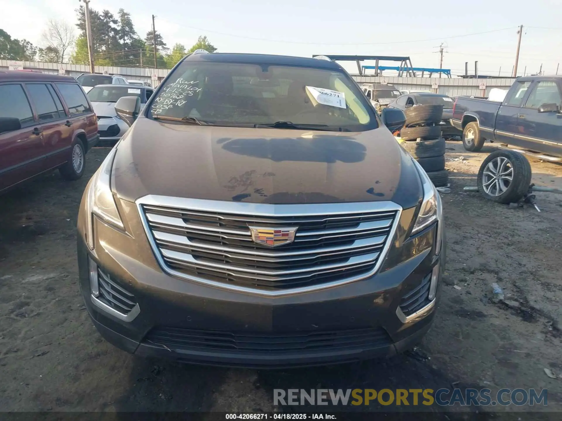 12 fotografías del automóvil dañado 1GYKNCRS2KZ251207 CADILLAC XT5 2019