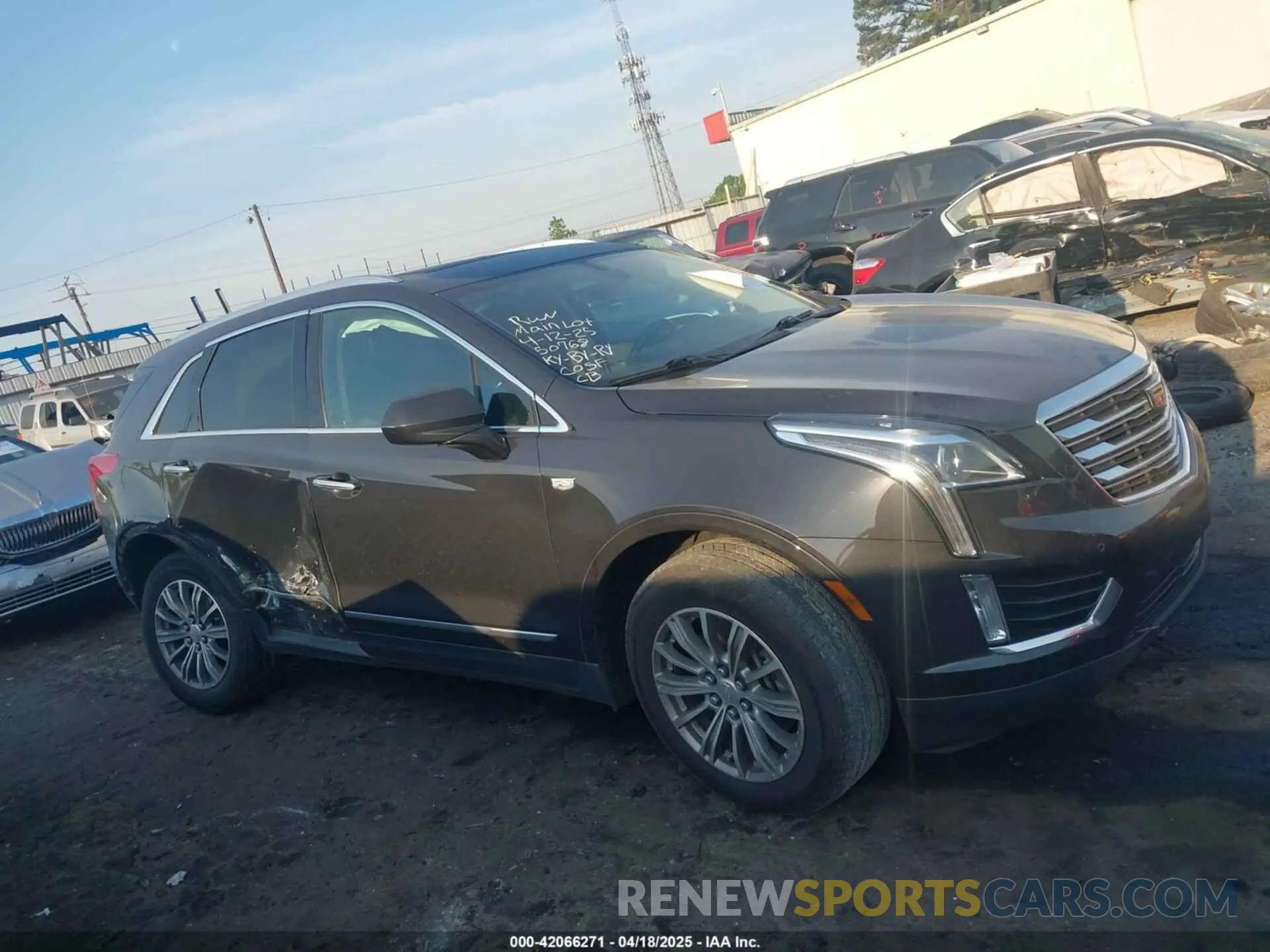 13 fotografías del automóvil dañado 1GYKNCRS2KZ251207 CADILLAC XT5 2019