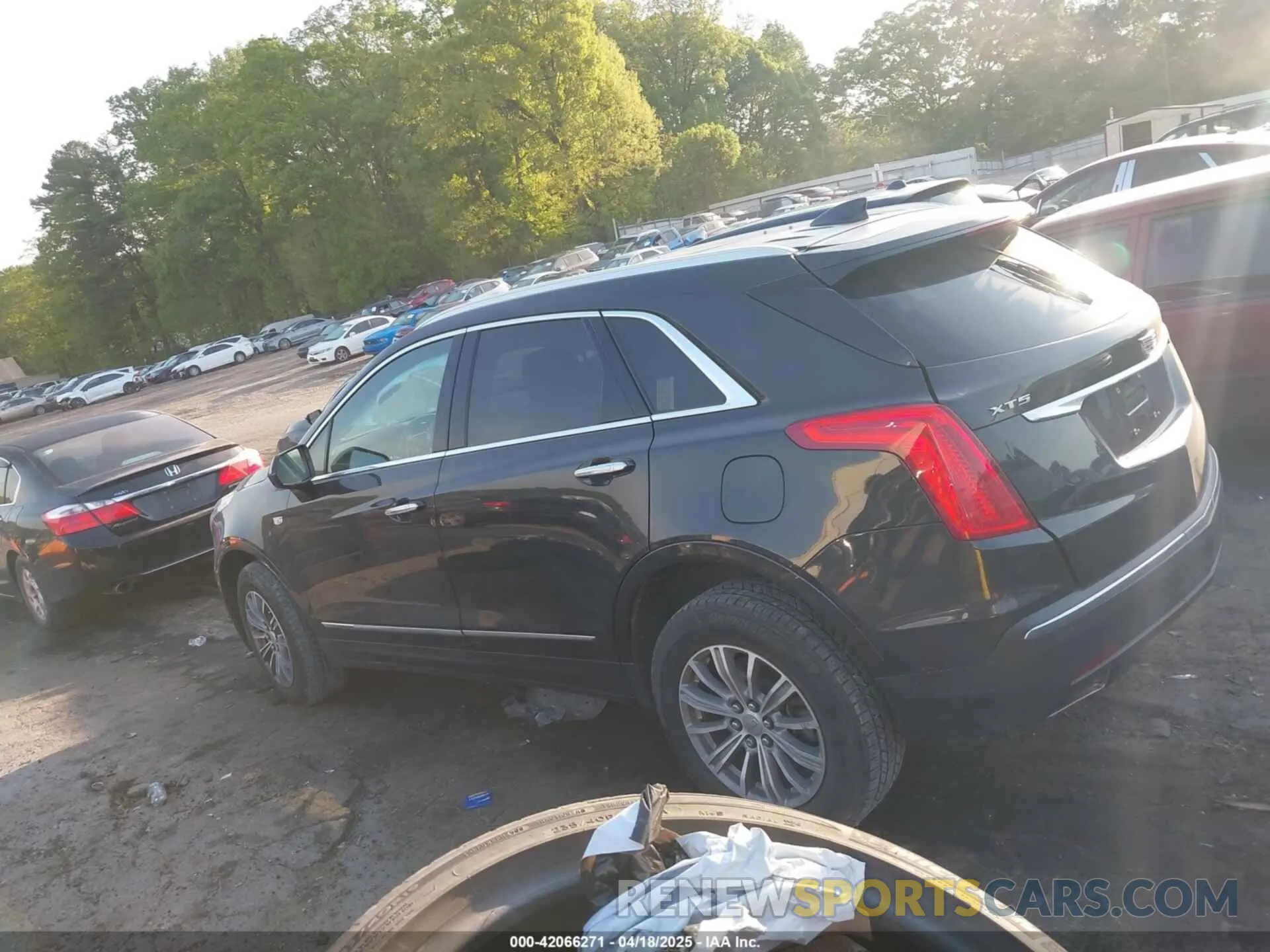 14 fotografías del automóvil dañado 1GYKNCRS2KZ251207 CADILLAC XT5 2019