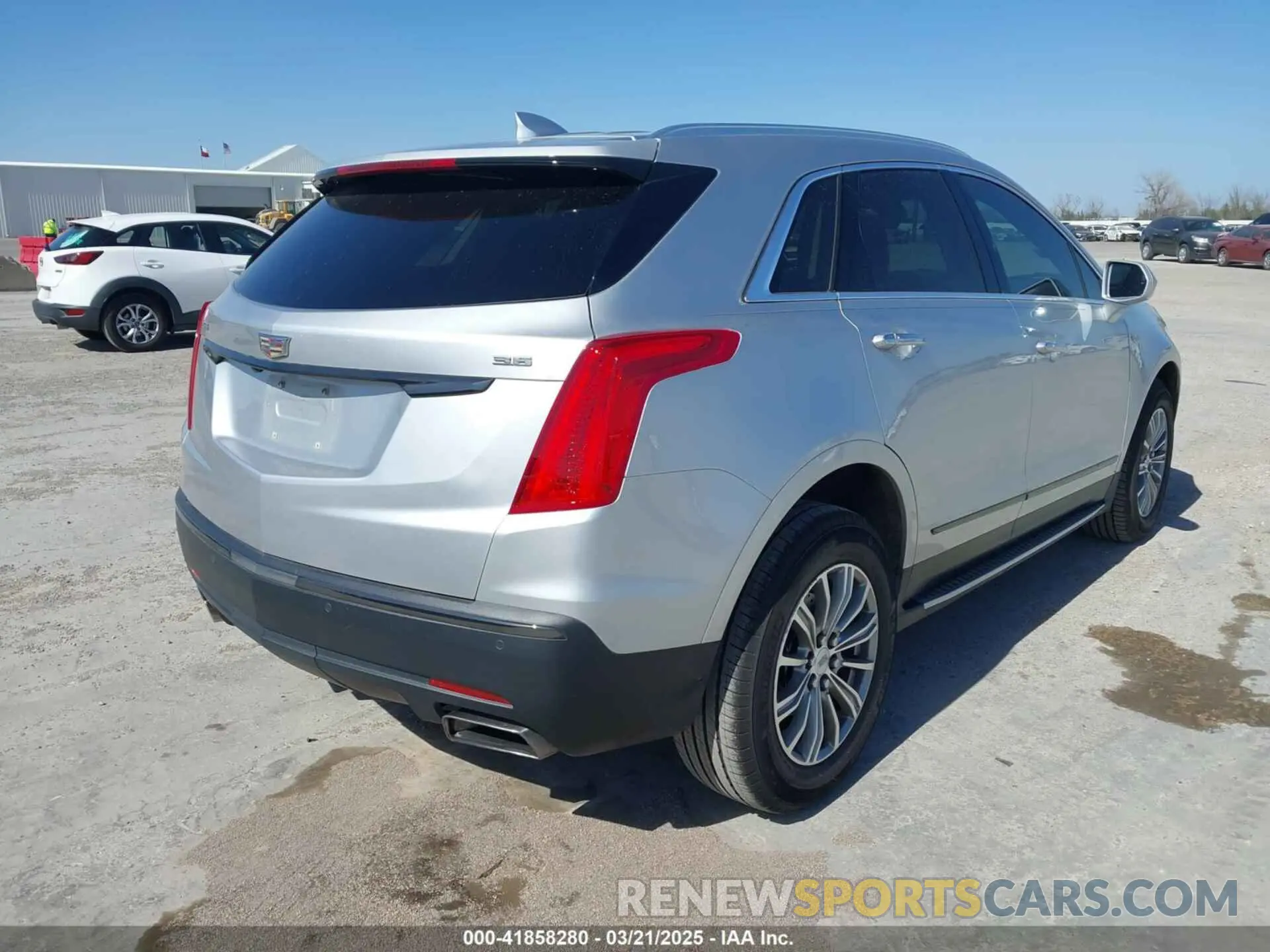 4 fotografías del automóvil dañado 1GYKNCRS3KZ100411 CADILLAC XT5 2019