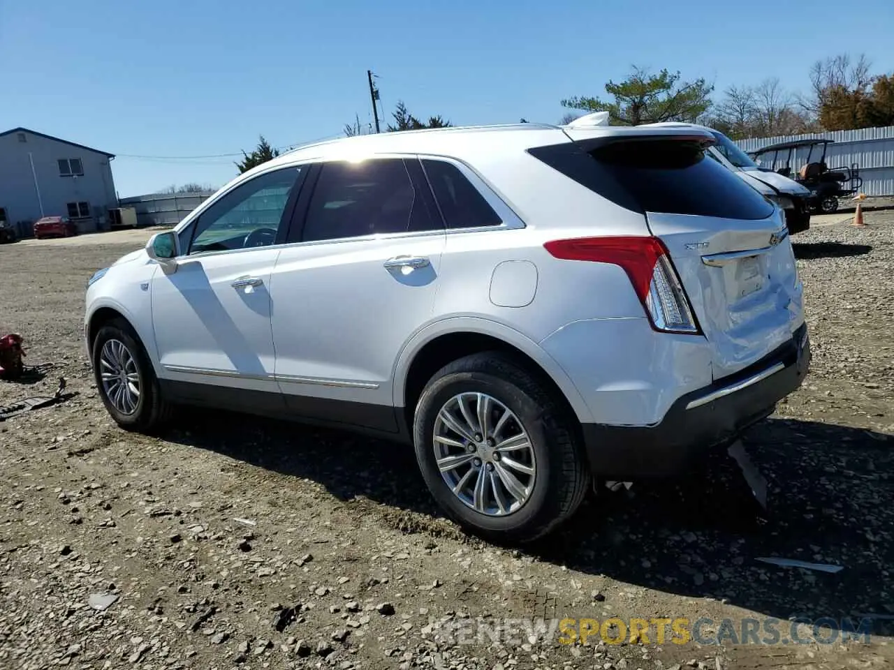 2 fotografías del automóvil dañado 1GYKNCRS4KZ145535 CADILLAC XT5 2019
