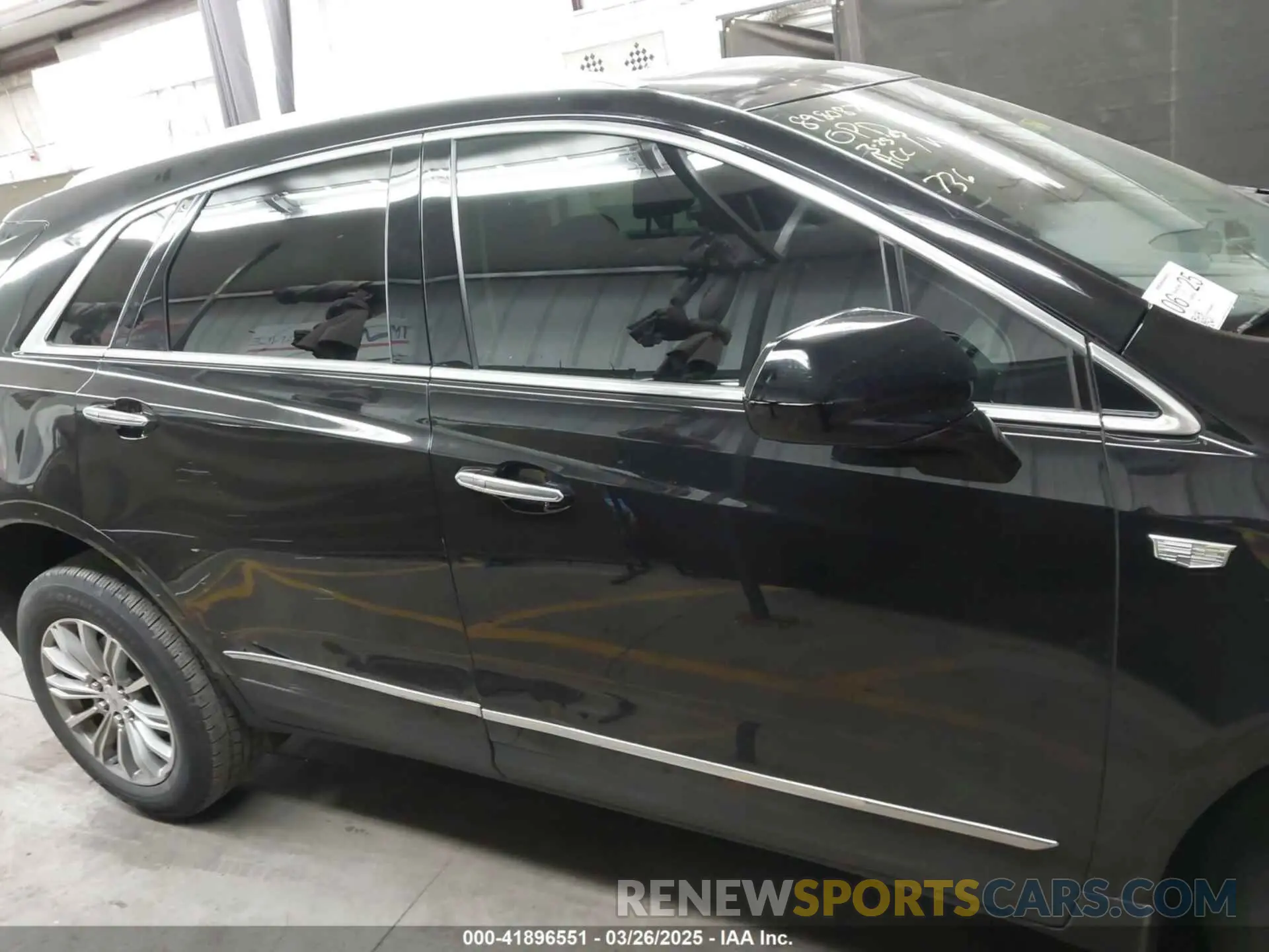 13 fotografías del automóvil dañado 1GYKNCRS5KZ142904 CADILLAC XT5 2019