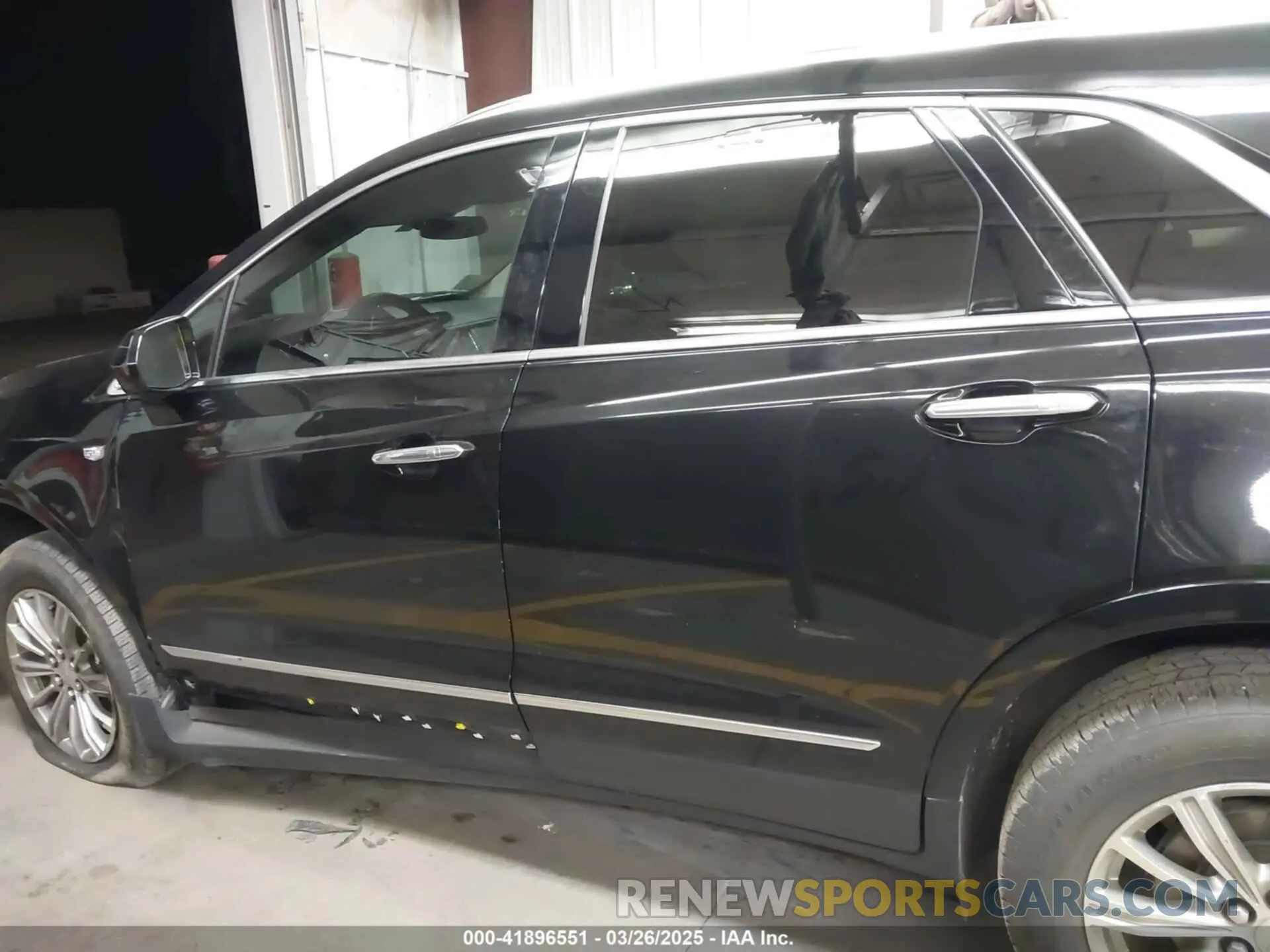 14 fotografías del automóvil dañado 1GYKNCRS5KZ142904 CADILLAC XT5 2019