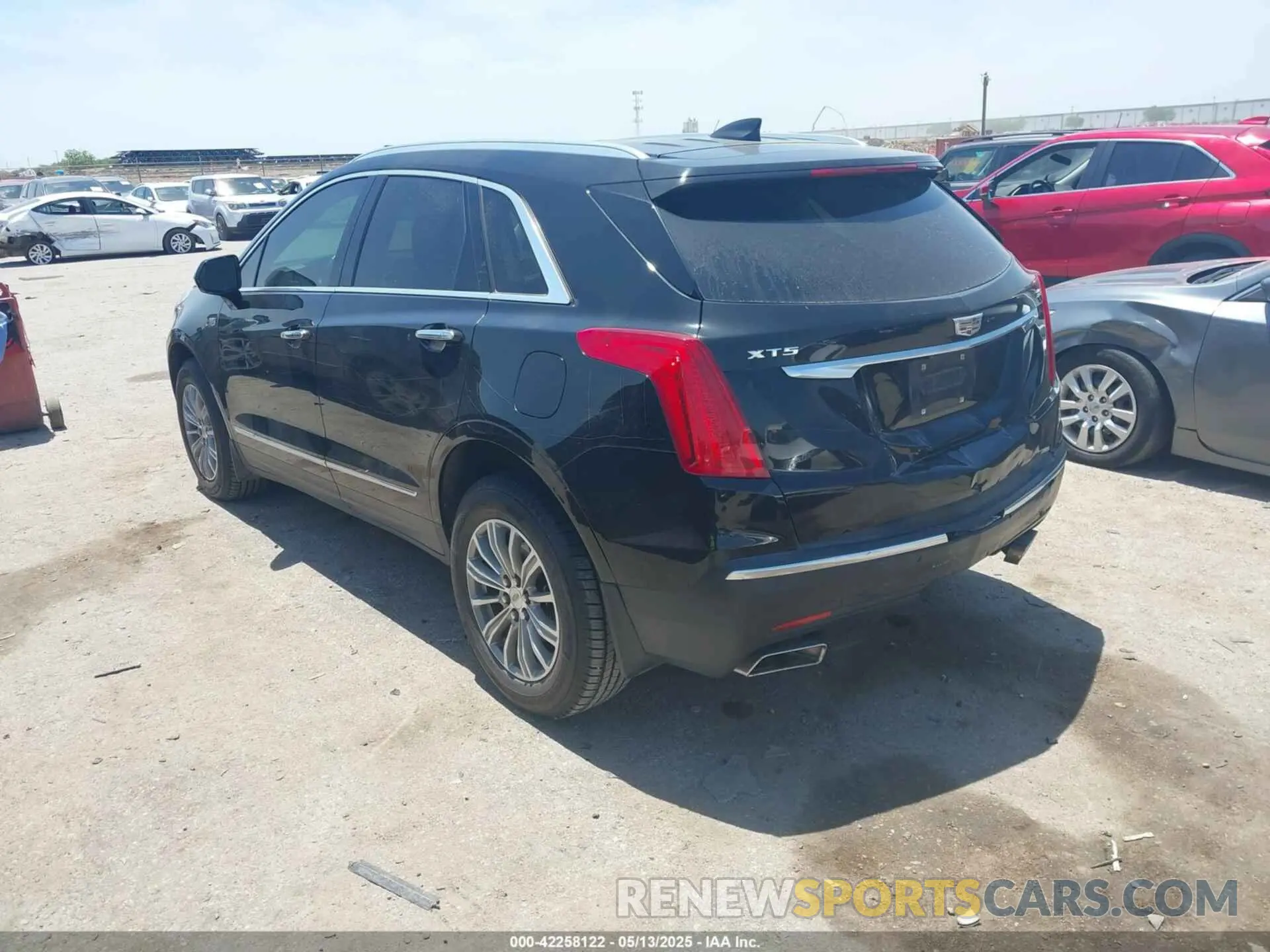 3 fotografías del automóvil dañado 1GYKNCRS7KZ119625 CADILLAC XT5 2019