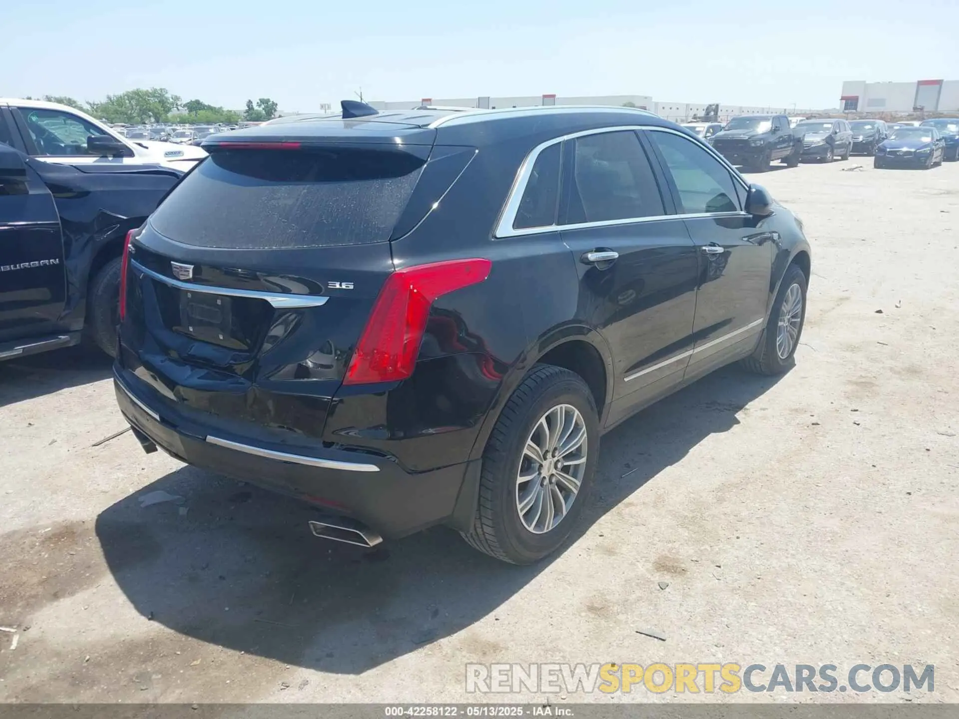 4 fotografías del automóvil dañado 1GYKNCRS7KZ119625 CADILLAC XT5 2019