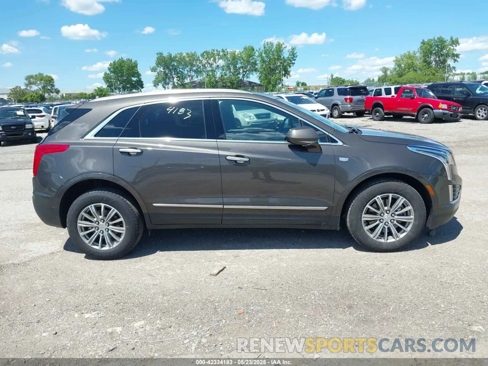 13 fotografías del automóvil dañado 1GYKNCRS7KZ136330 CADILLAC XT5 2019