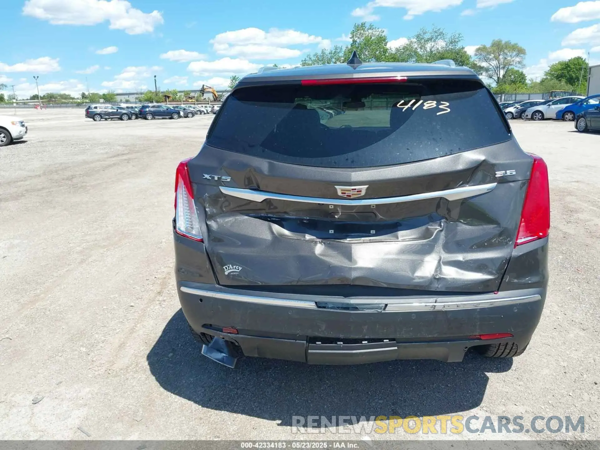 16 fotografías del automóvil dañado 1GYKNCRS7KZ136330 CADILLAC XT5 2019