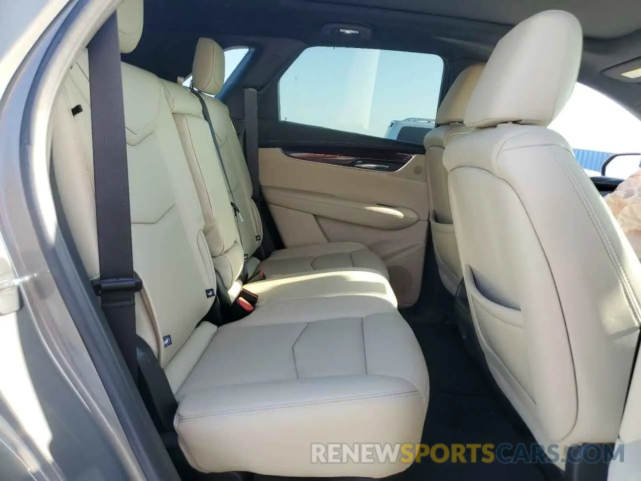 11 fotografías del automóvil dañado 1GYKNCRS8KZ263958 CADILLAC XT5 2019