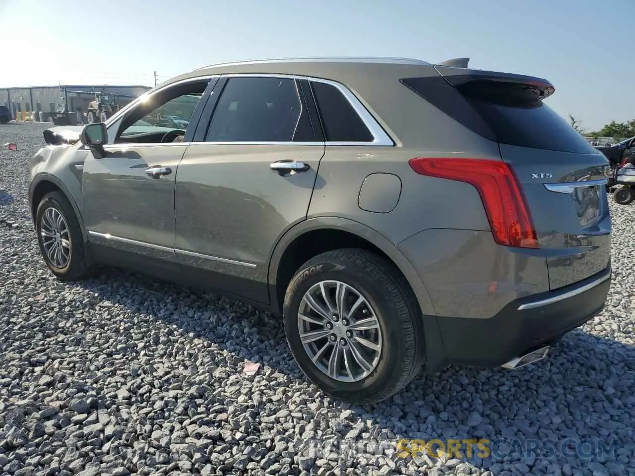 2 fotografías del automóvil dañado 1GYKNCRS8KZ263958 CADILLAC XT5 2019