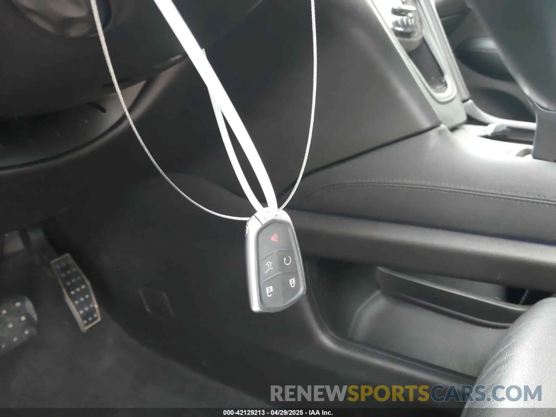 11 fotografías del automóvil dañado 1GYKNCRSXKZ286643 CADILLAC XT5 2019