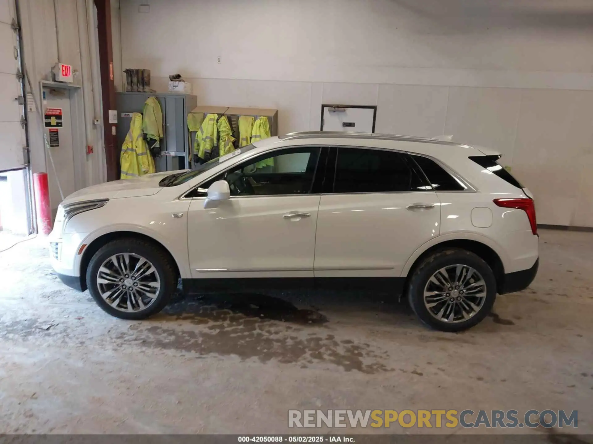 14 fotografías del automóvil dañado 1GYKNDRS3KZ149162 CADILLAC XT5 2019