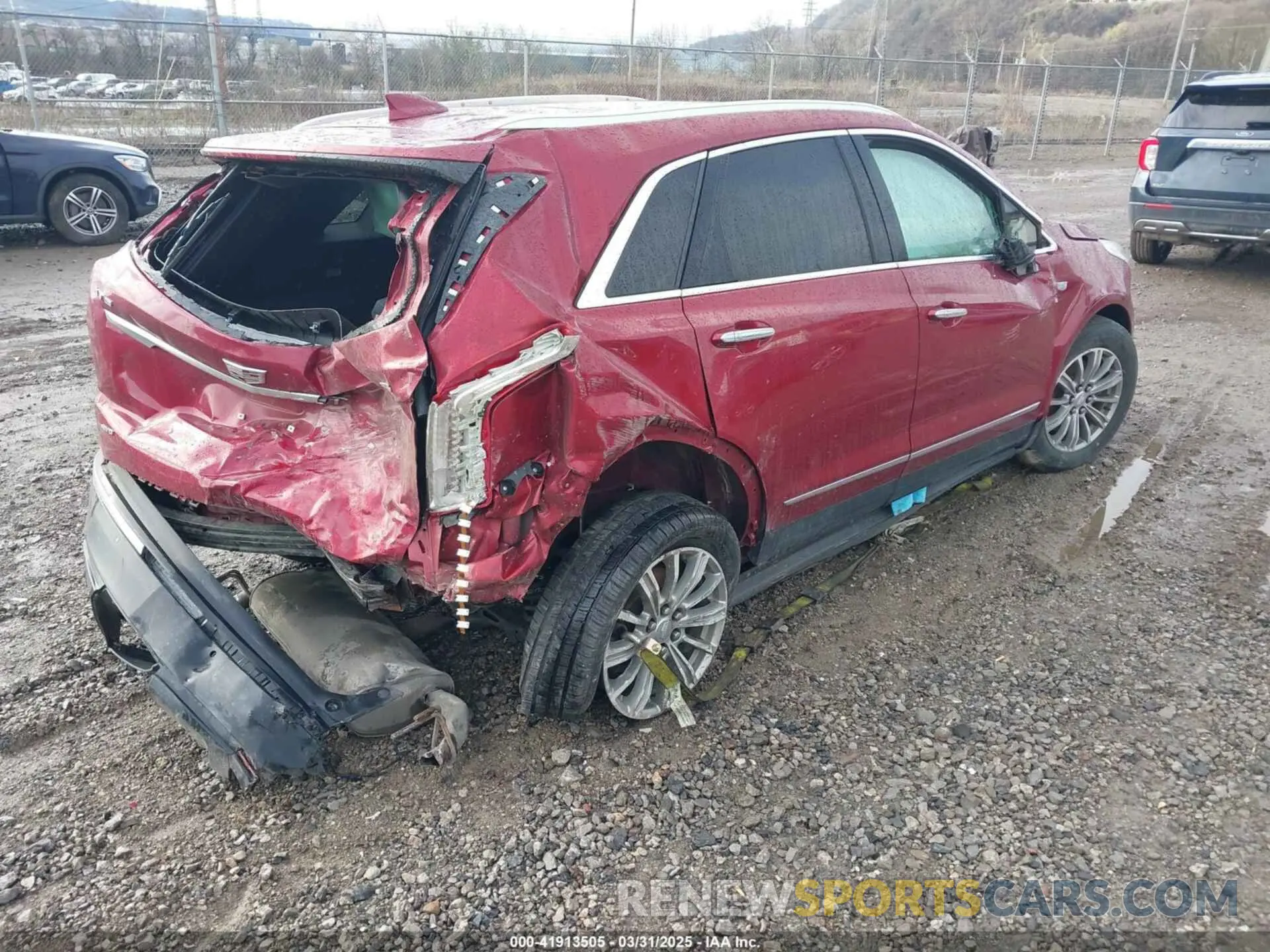 4 fotografías del automóvil dañado 1GYKNDRS4KZ156024 CADILLAC XT5 2019
