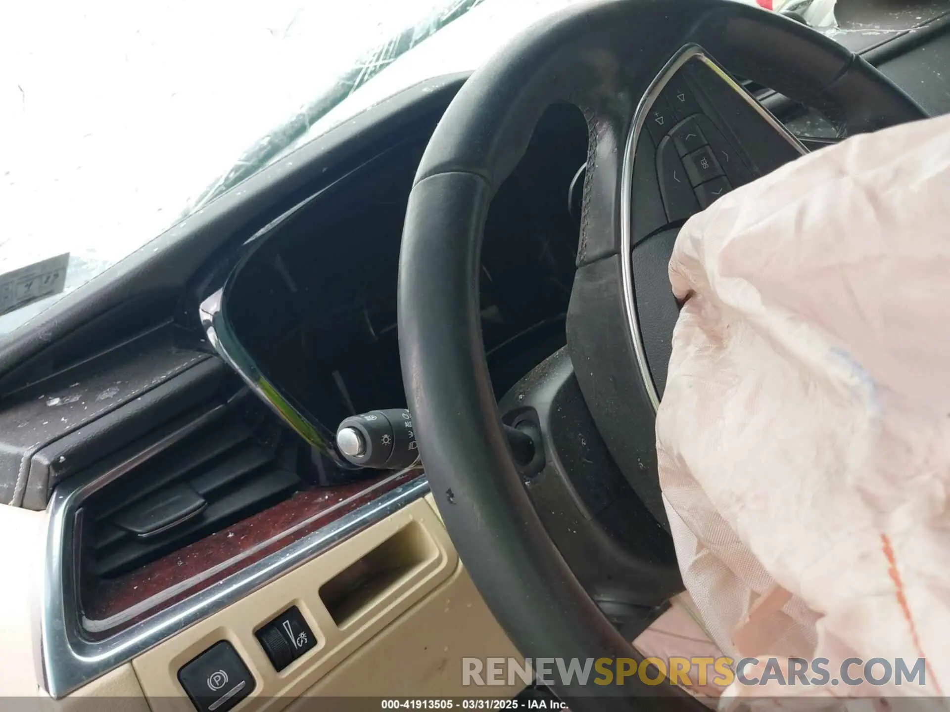 7 fotografías del automóvil dañado 1GYKNDRS4KZ156024 CADILLAC XT5 2019