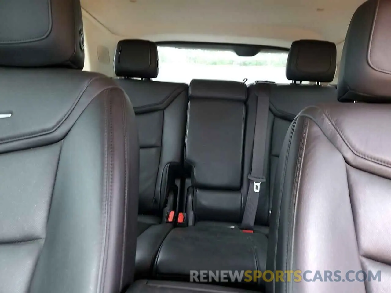 10 fotografías del automóvil dañado 1GYKNDRS4KZ241140 CADILLAC XT5 2019