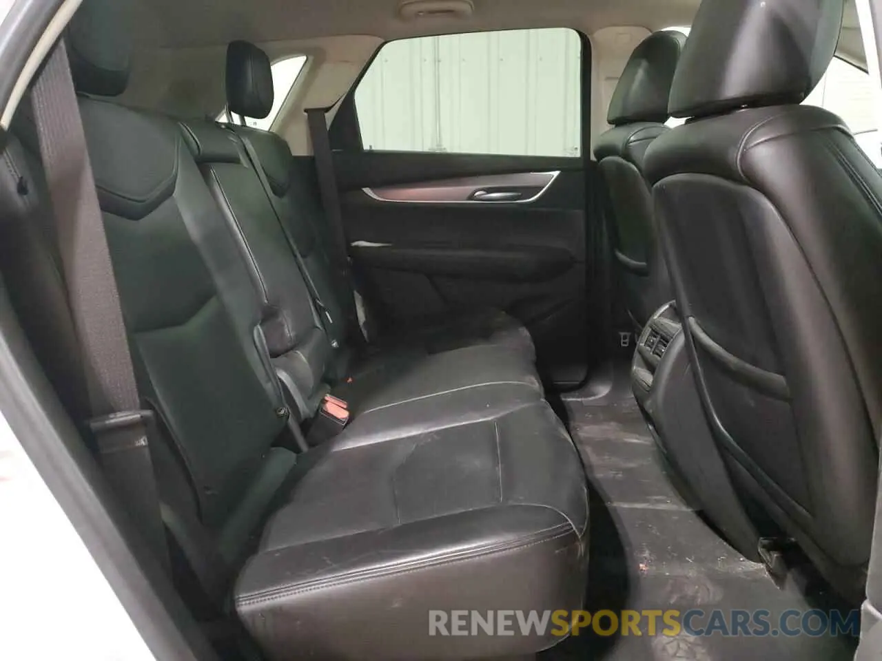 11 fotografías del automóvil dañado 1GYKNDRS5KZ106863 CADILLAC XT5 2019