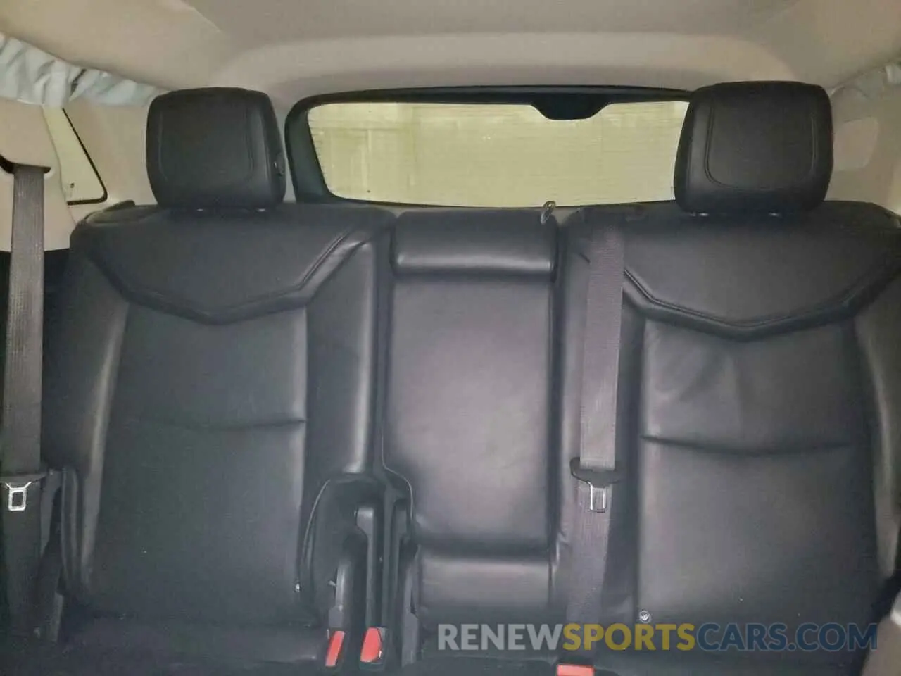 10 fotografías del automóvil dañado 1GYKNDRS5KZ299872 CADILLAC XT5 2019