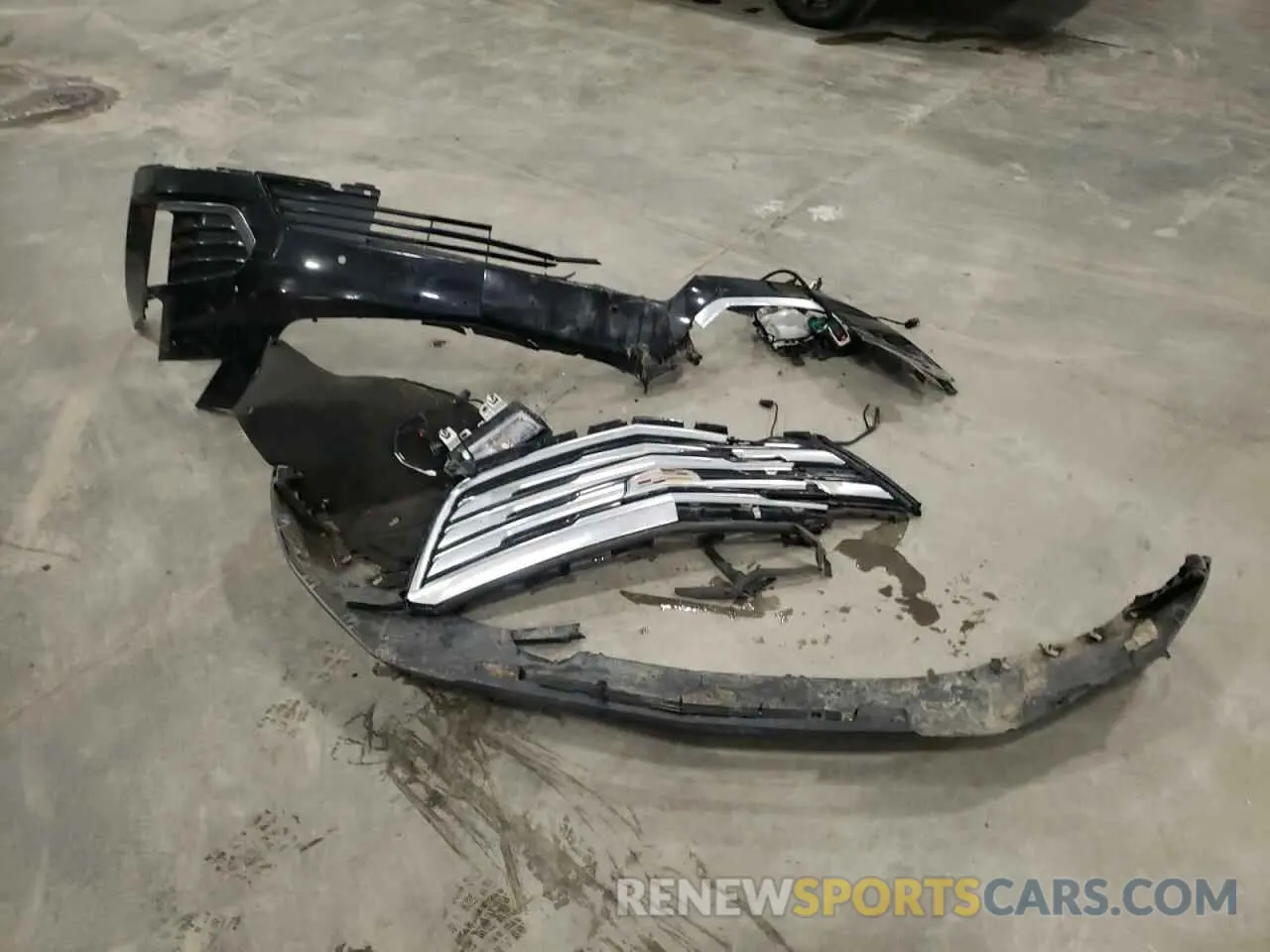 15 fotografías del automóvil dañado 1GYKNDRS5KZ299872 CADILLAC XT5 2019