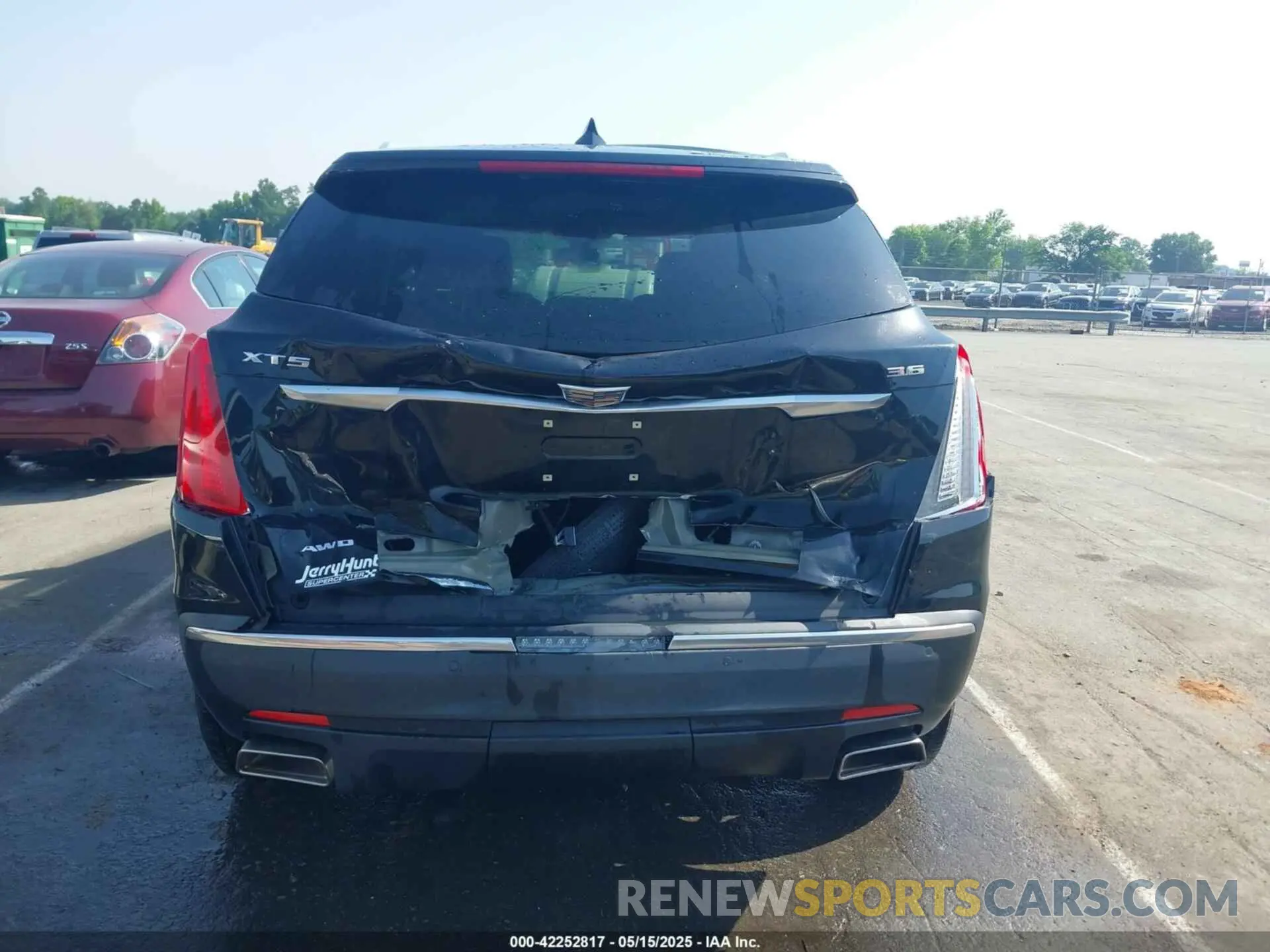16 fotografías del automóvil dañado 1GYKNDRS6KZ202078 CADILLAC XT5 2019