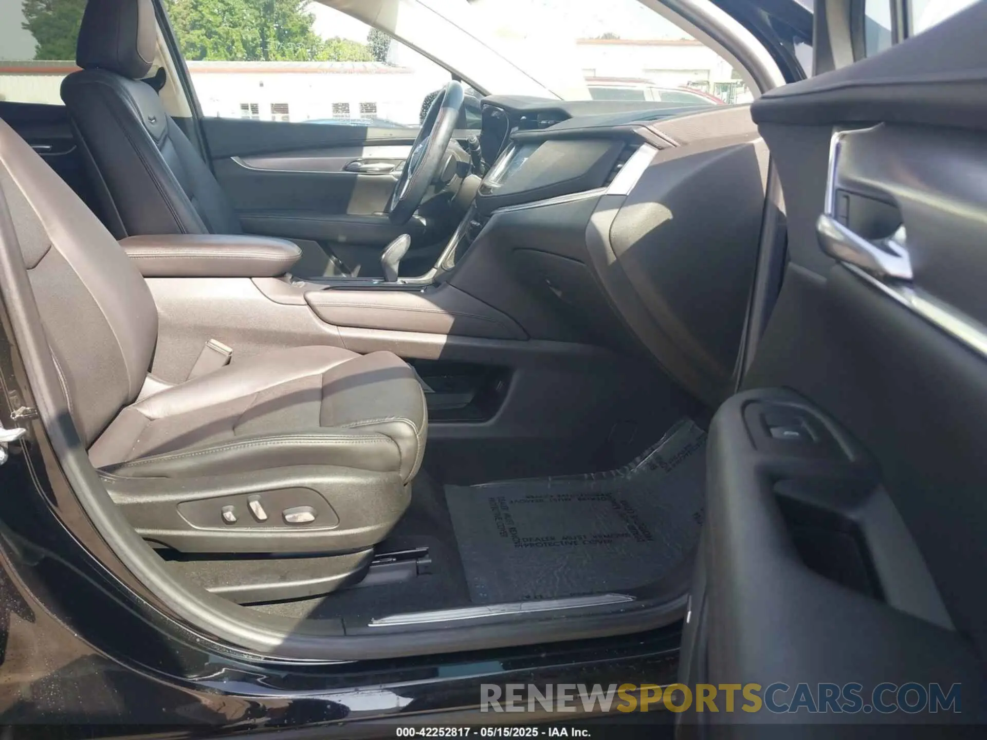 5 fotografías del automóvil dañado 1GYKNDRS6KZ202078 CADILLAC XT5 2019