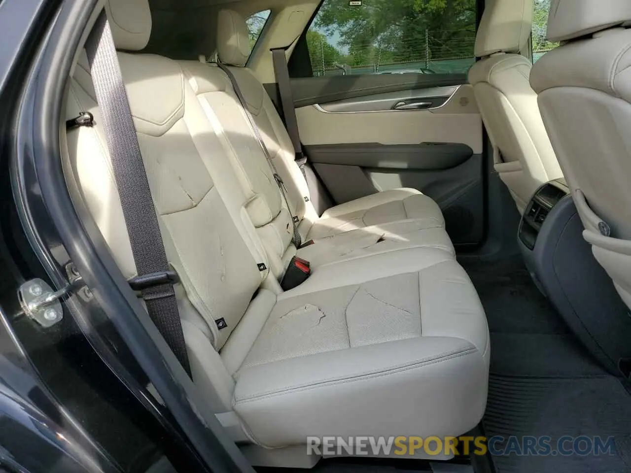 11 fotografías del automóvil dañado 1GYKNDRS8KZ296481 CADILLAC XT5 2019