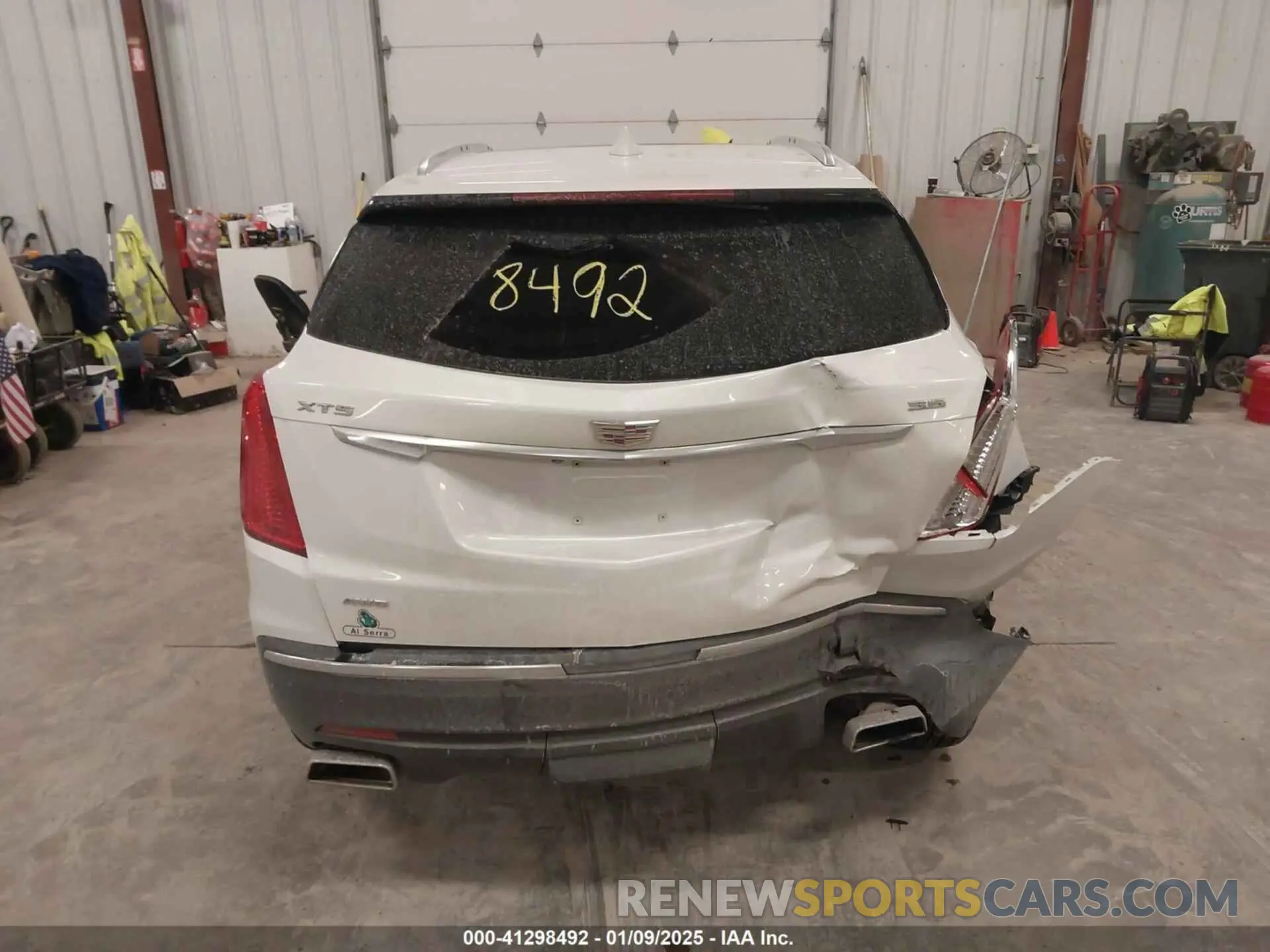 16 fotografías del automóvil dañado 1GYKNDRS9KZ199788 CADILLAC XT5 2019