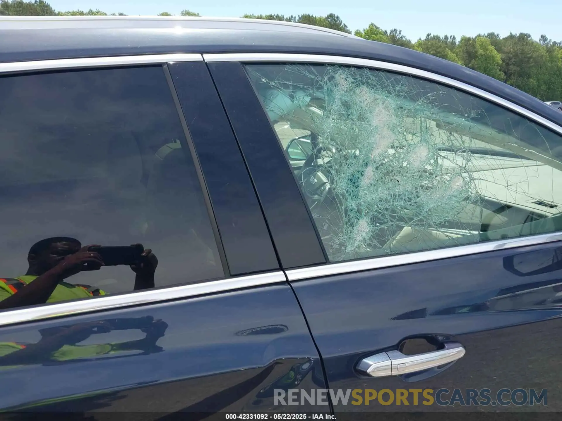 19 fotografías del automóvil dañado 1GYKNDRSXKZ232989 CADILLAC XT5 2019