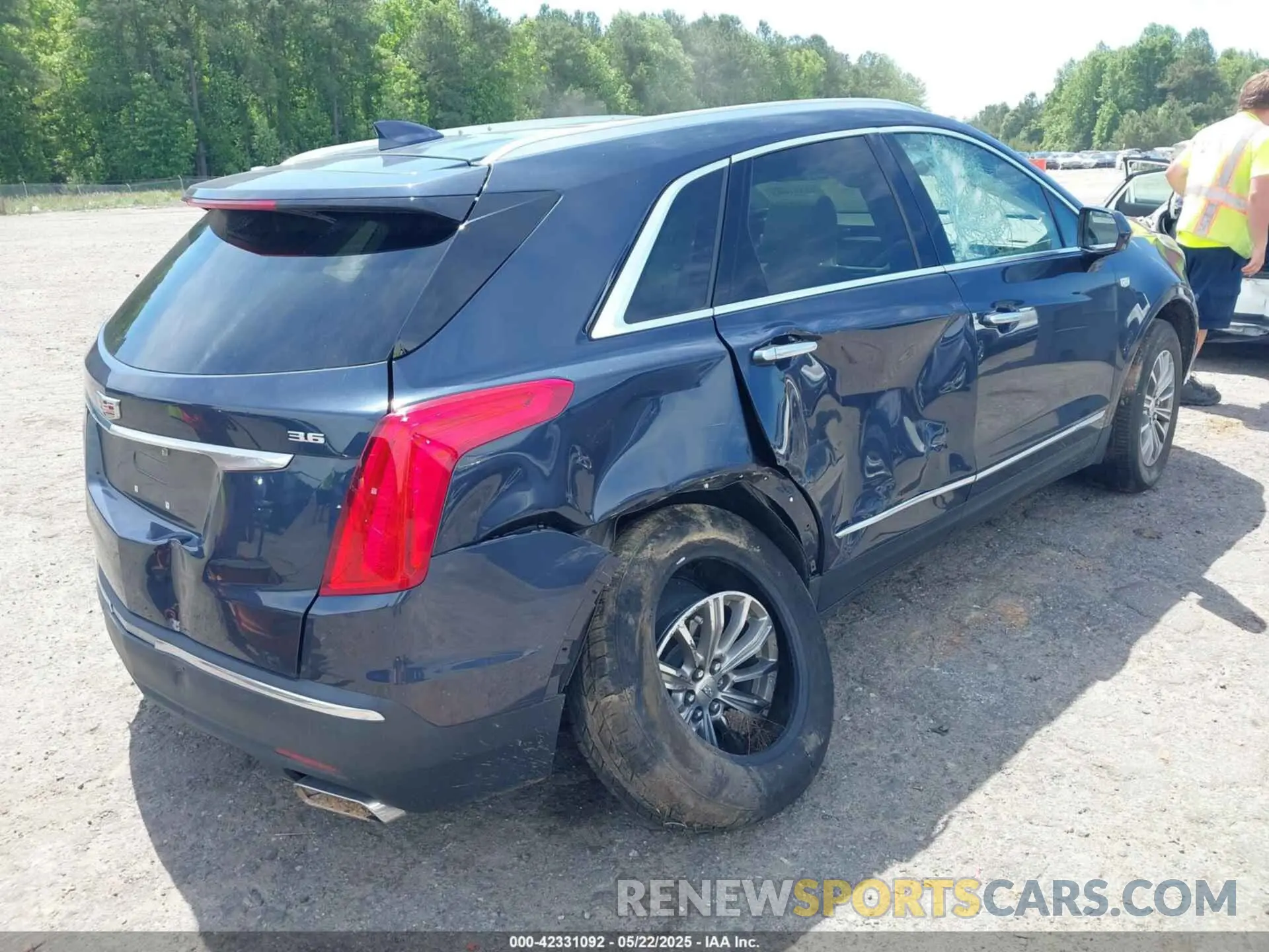 4 fotografías del automóvil dañado 1GYKNDRSXKZ232989 CADILLAC XT5 2019