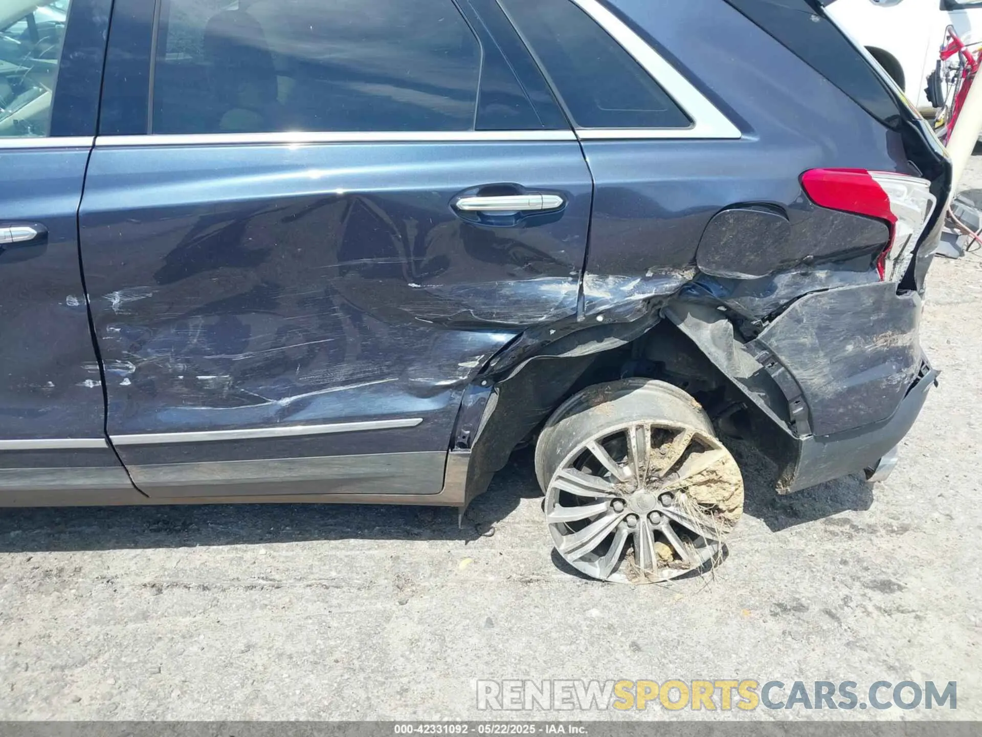 6 fotografías del automóvil dañado 1GYKNDRSXKZ232989 CADILLAC XT5 2019
