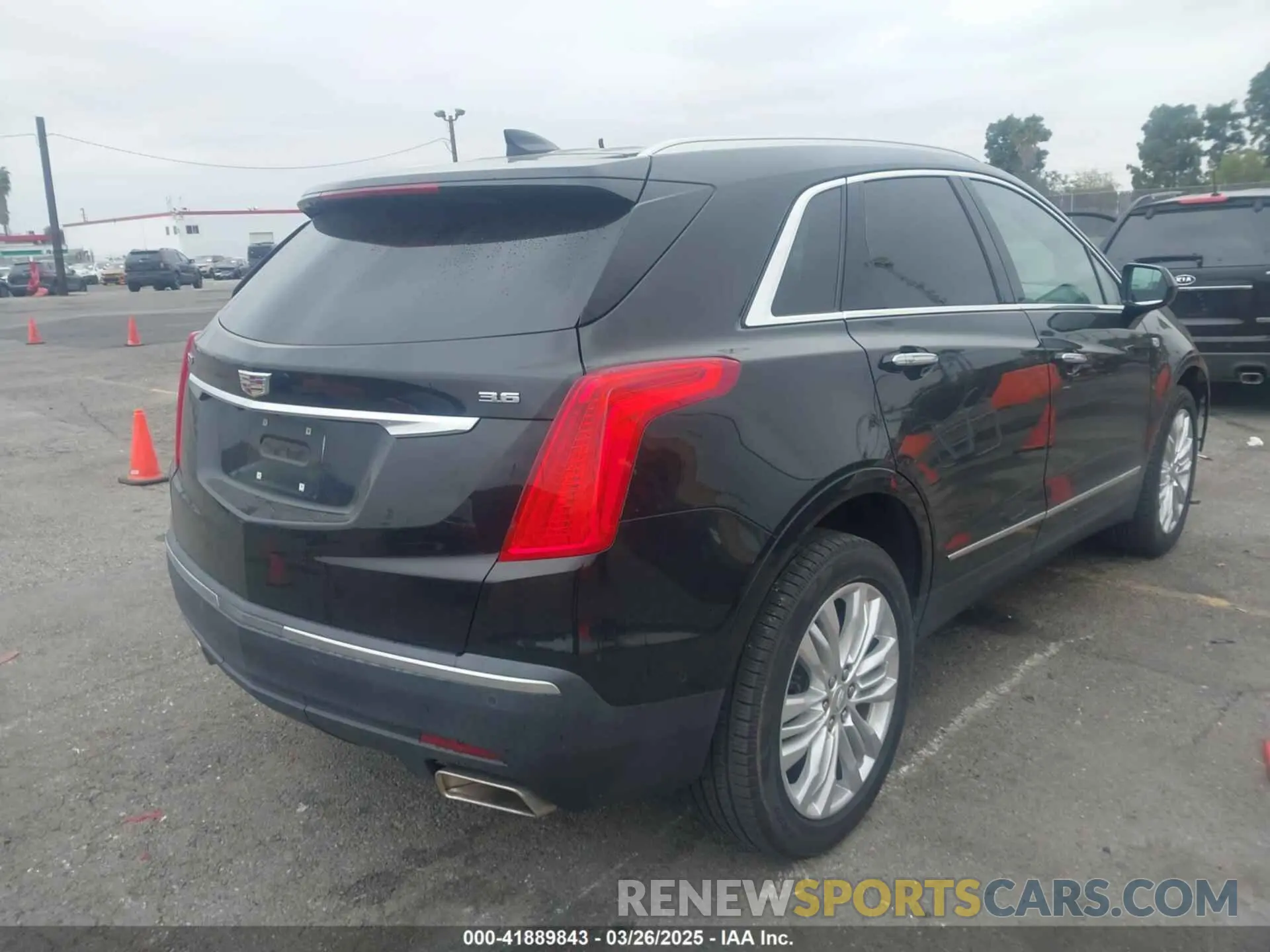 4 fotografías del automóvil dañado 1GYKNERS3KZ134635 CADILLAC XT5 2019