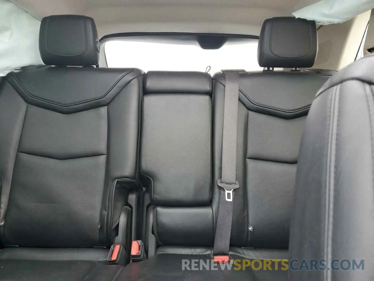 10 fotografías del automóvil dañado 1GYKNFRS1KZ114339 CADILLAC XT5 2019