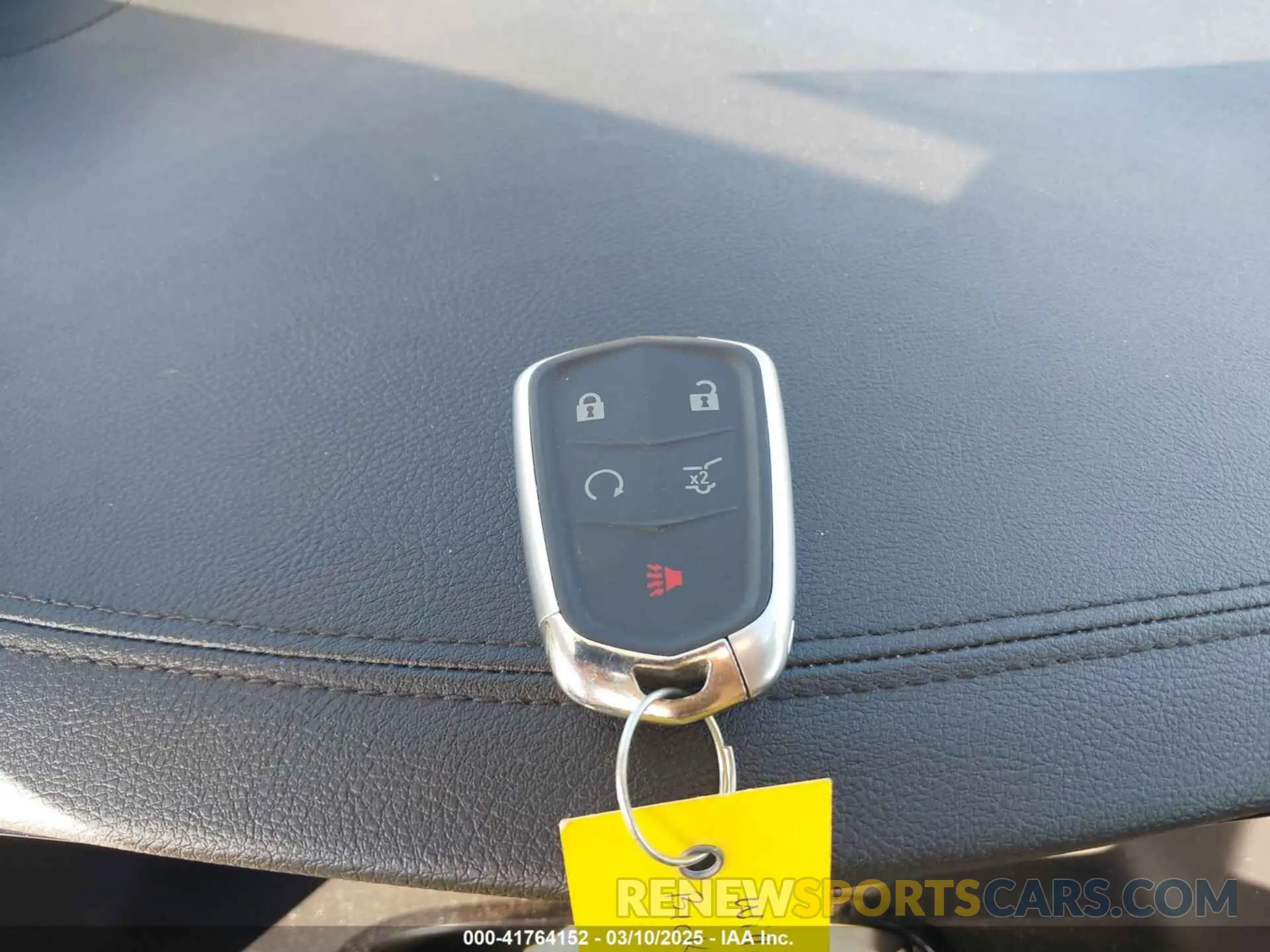 11 fotografías del automóvil dañado 1GYKNFRS1KZ250468 CADILLAC XT5 2019
