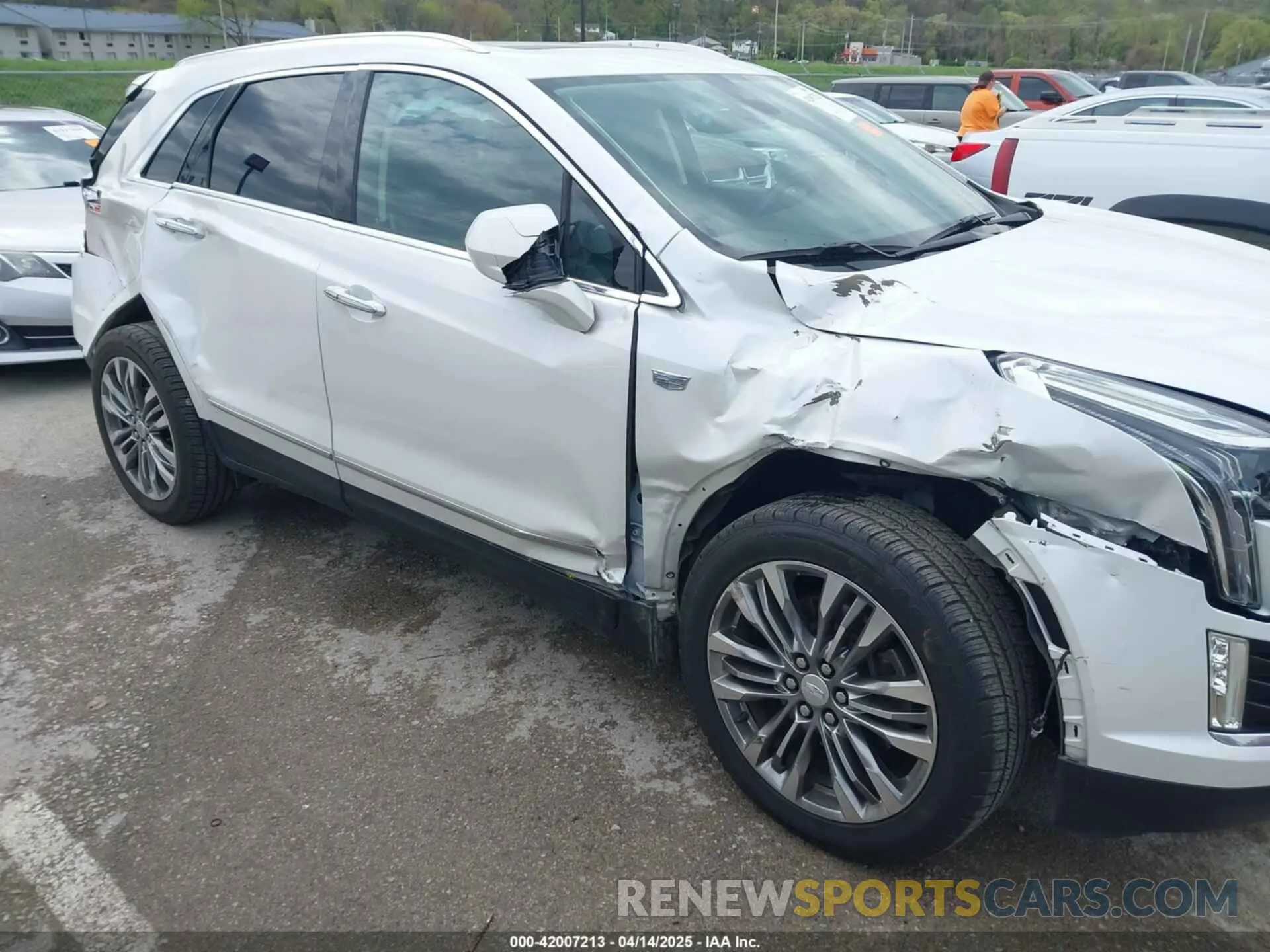 6 fotografías del automóvil dañado 1GYKNFRS8KZ109154 CADILLAC XT5 2019