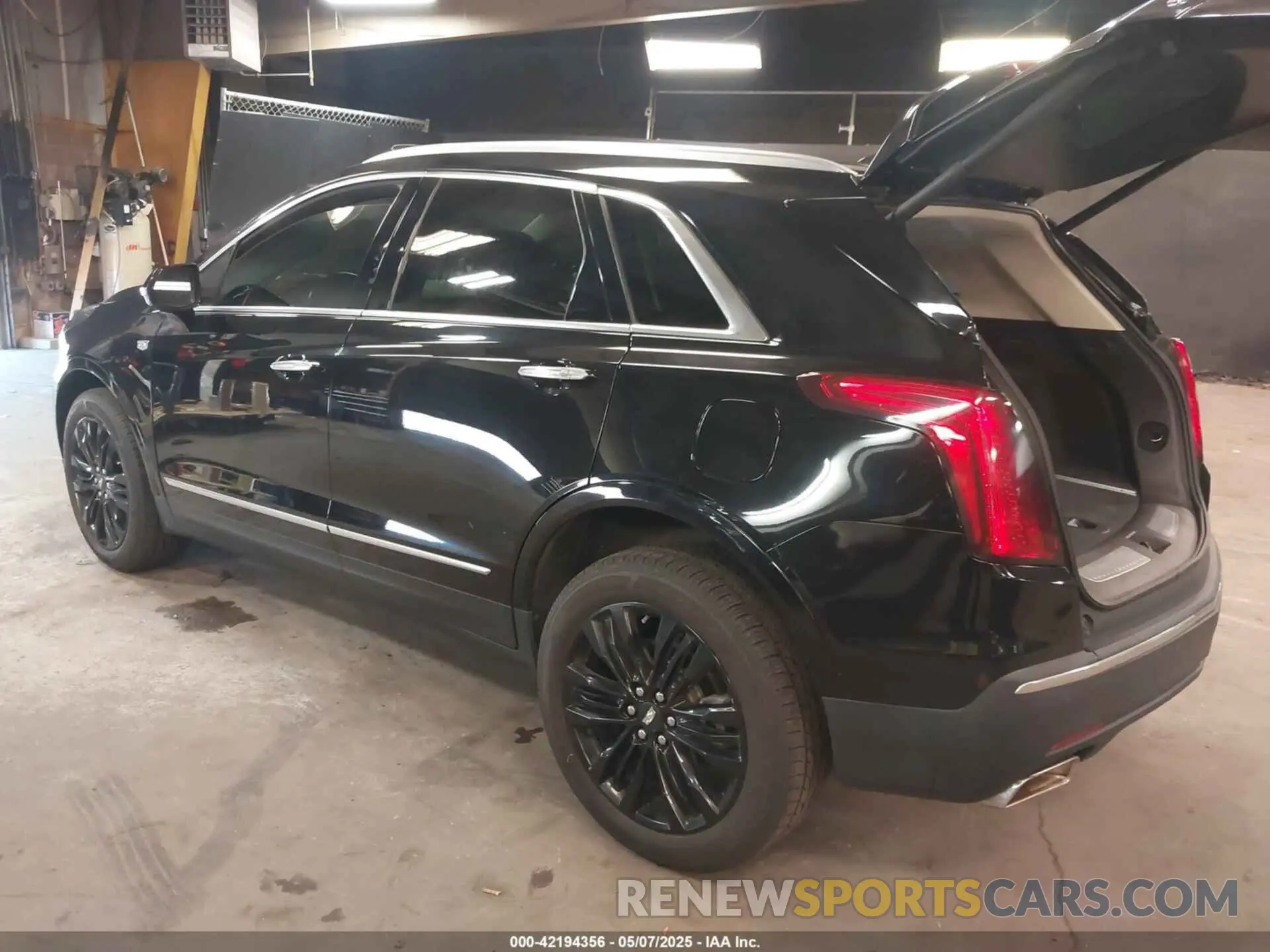 3 fotografías del automóvil dañado 1GYKNFRS9KZ133544 CADILLAC XT5 2019