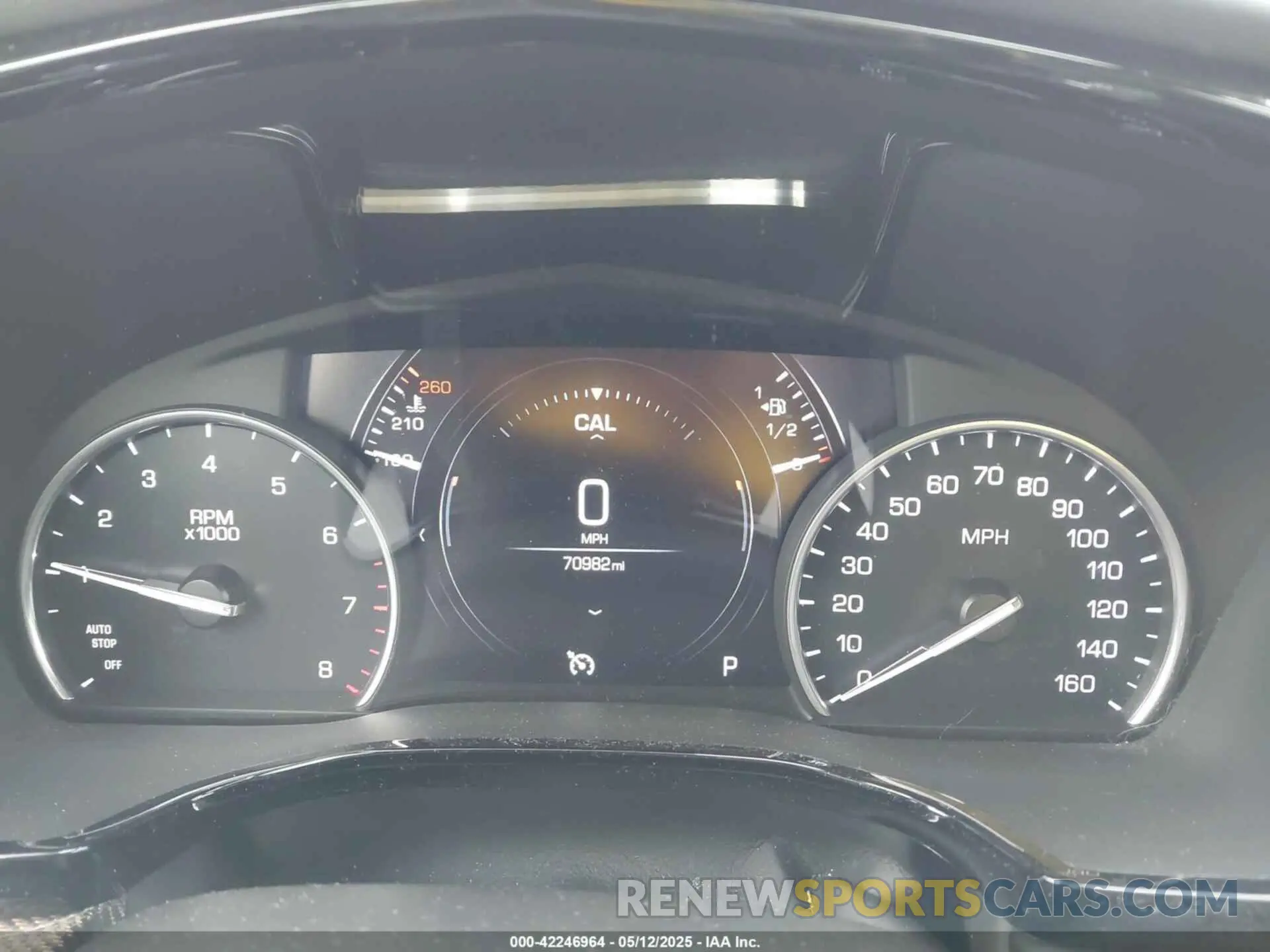 7 fotografías del automóvil dañado 1GYKNGRS2KZ151390 CADILLAC XT5 2019