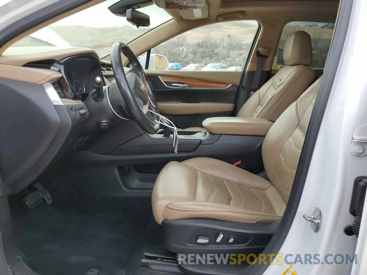 7 fotografías del automóvil dañado 1GYKNGRS6KZ116013 CADILLAC XT5 2019