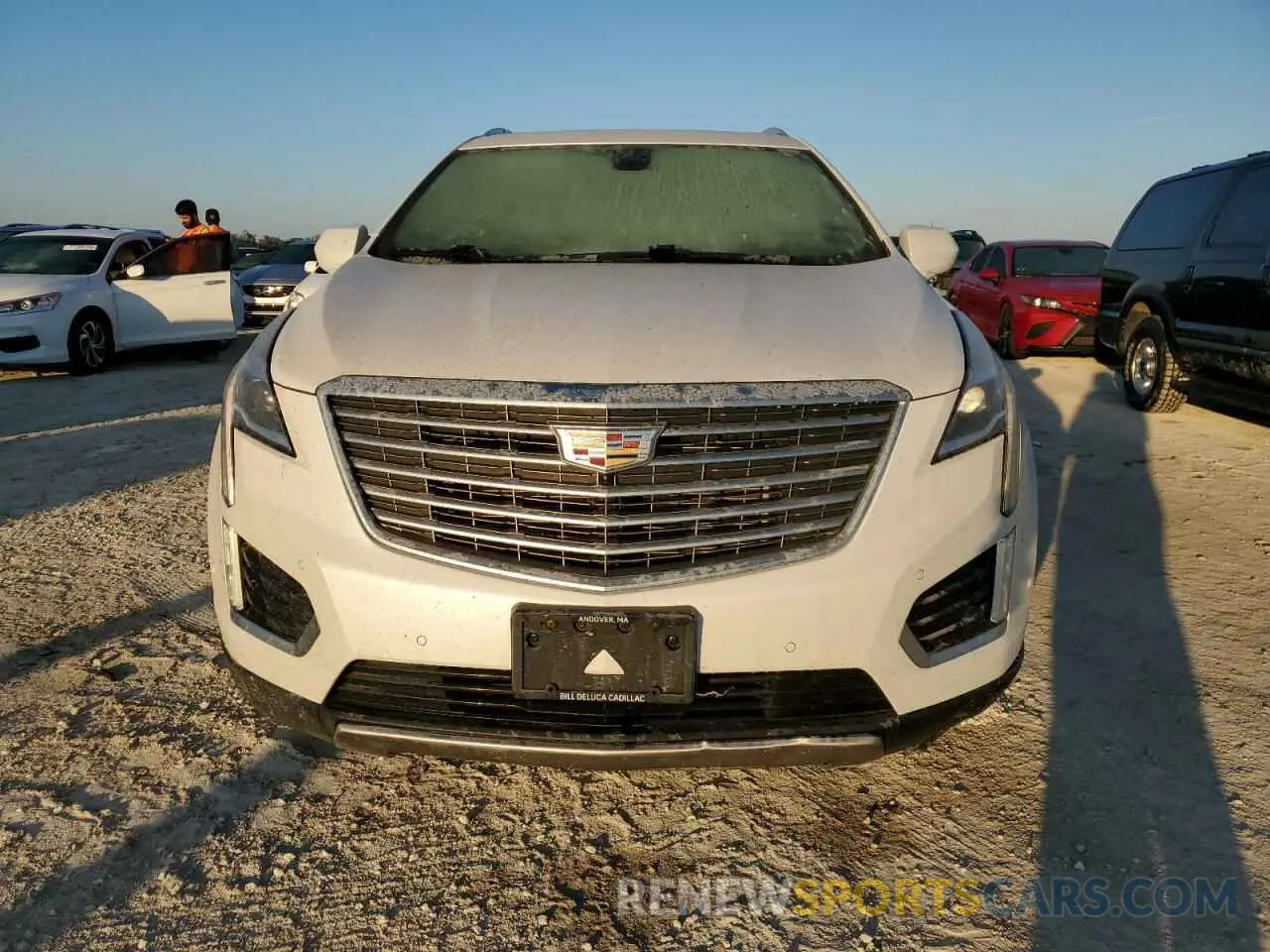 5 fotografías del automóvil dañado 1GYKNGRS9KZ129564 CADILLAC XT5 2019