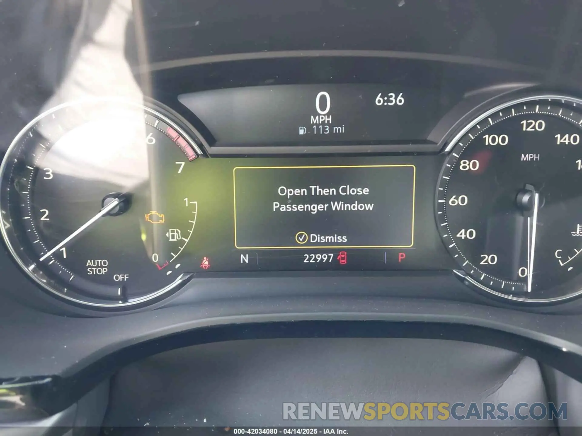 15 fotografías del automóvil dañado 1GYKNAR40LZ229391 CADILLAC XT5 2020