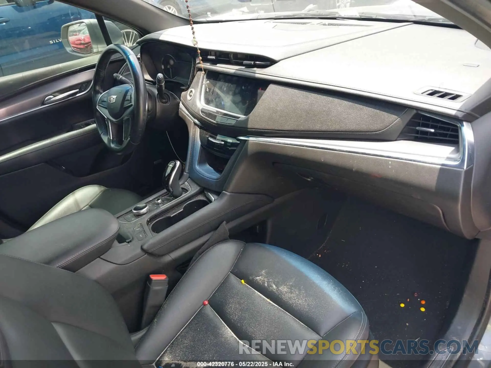5 fotografías del automóvil dañado 1GYKNAR44LZ213453 CADILLAC XT5 2020