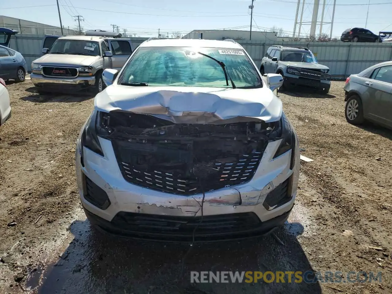 5 fotografías del automóvil dañado 1GYKNBR42LZ223310 CADILLAC XT5 2020
