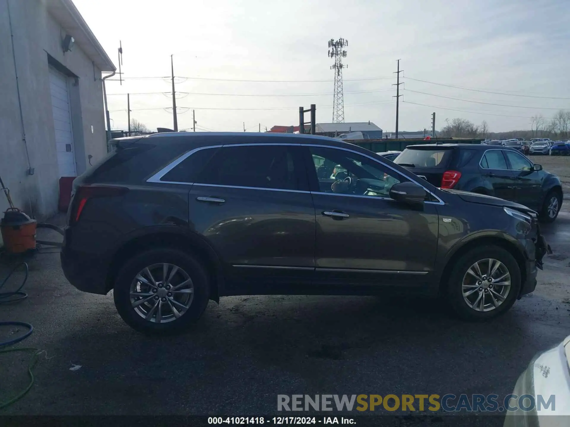 13 fotografías del automóvil dañado 1GYKNCRS0LZ122920 CADILLAC XT5 2020